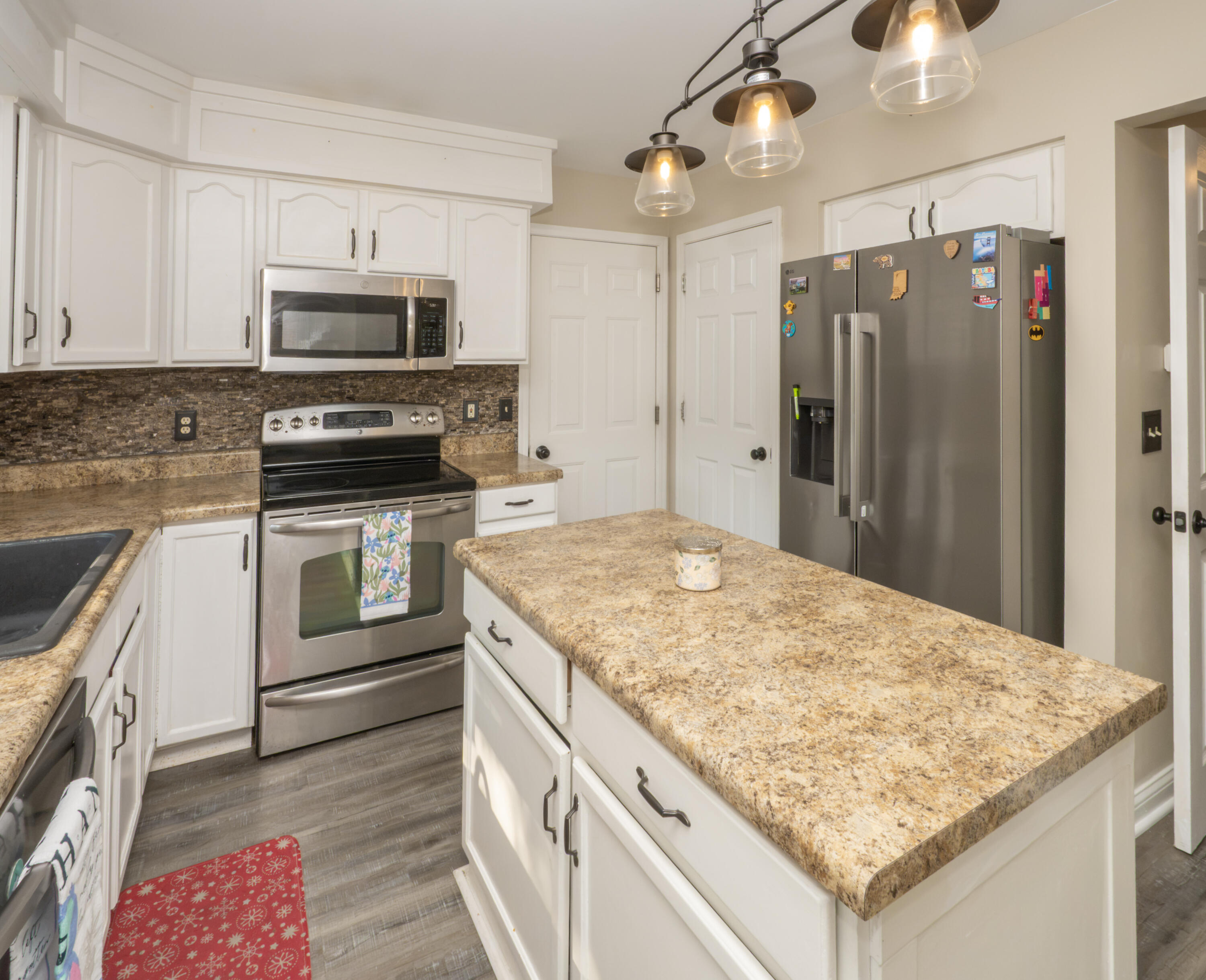 7602 Cloudstone Drive Property Photo 19