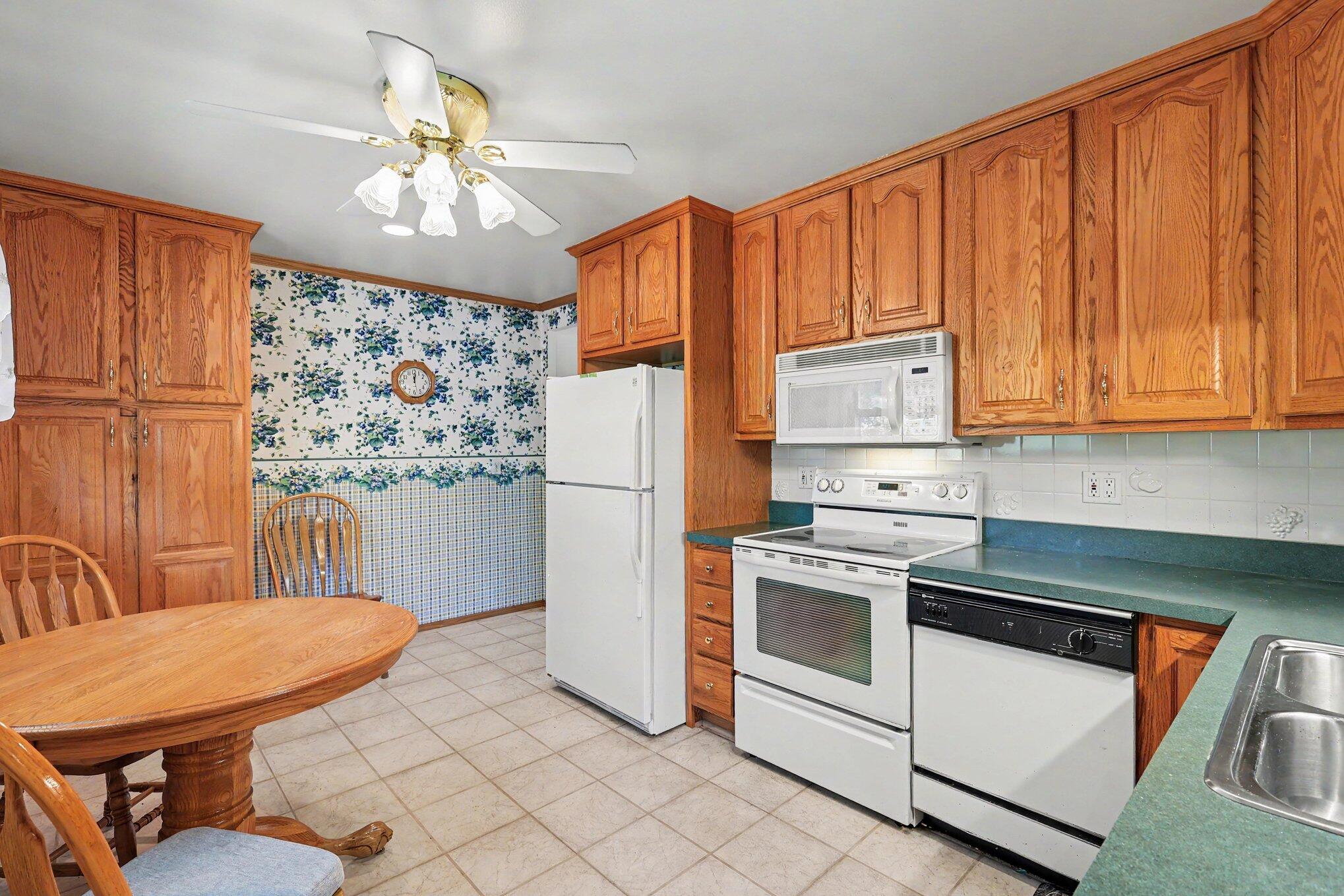 209 Caldwell Drive Property Photo 10