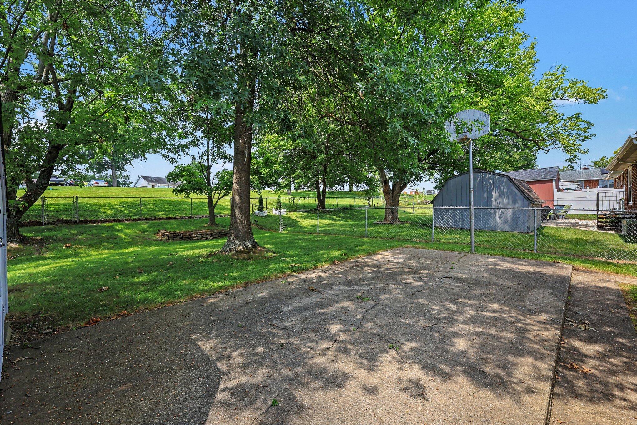 209 Caldwell Drive Property Photo 28