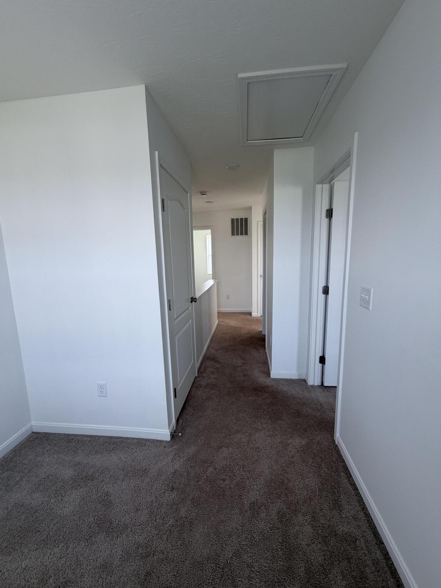 1368 Meadowcrest Circle Property Photo 10