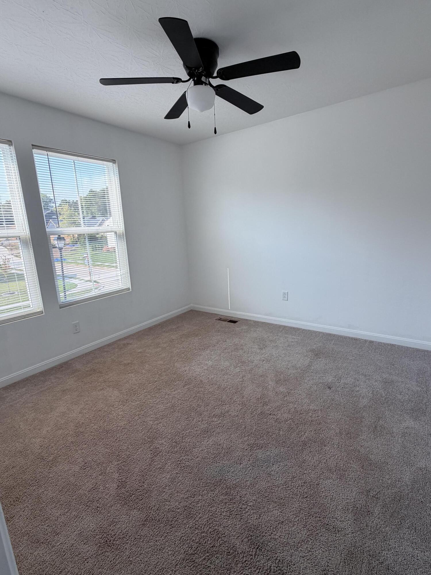 1368 Meadowcrest Circle Property Photo 11