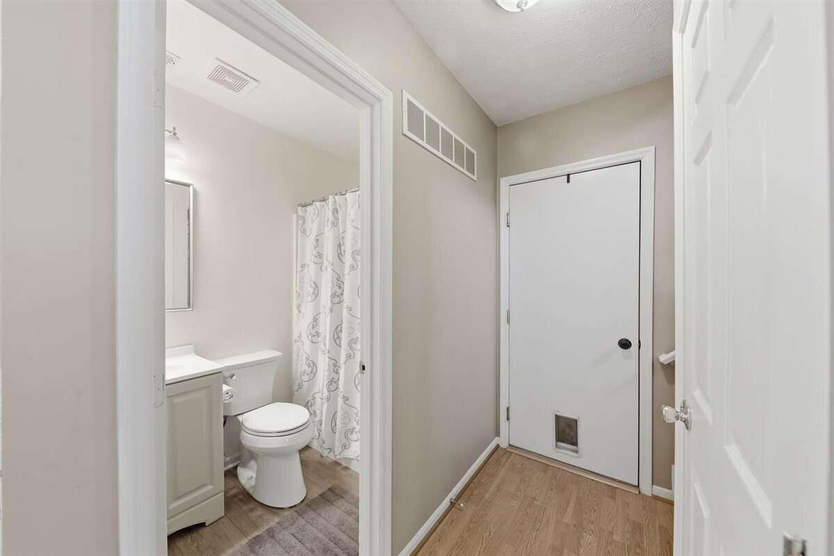 1065 Fallbrook Drive Property Photo 16