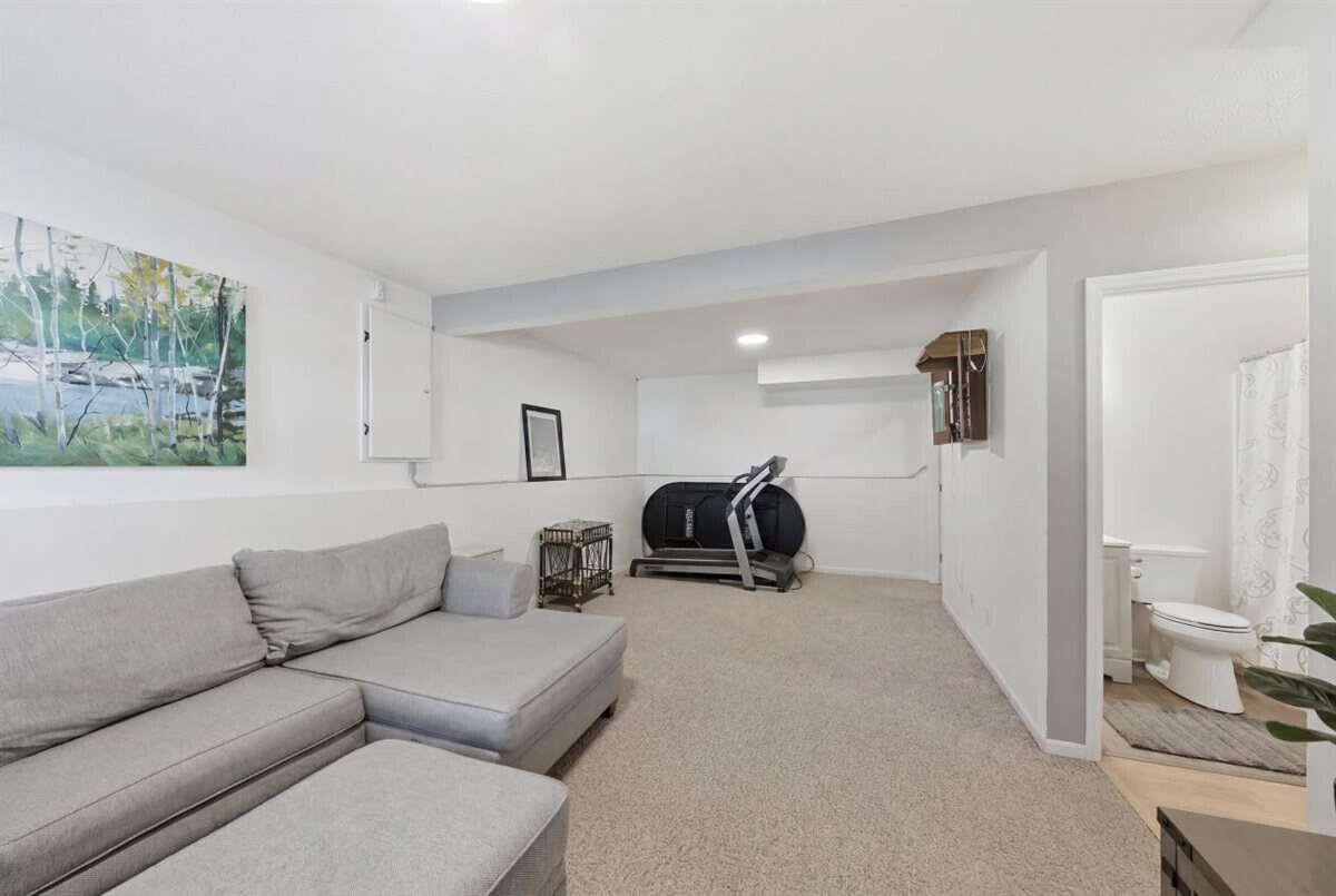 1065 Fallbrook Drive Property Photo 19