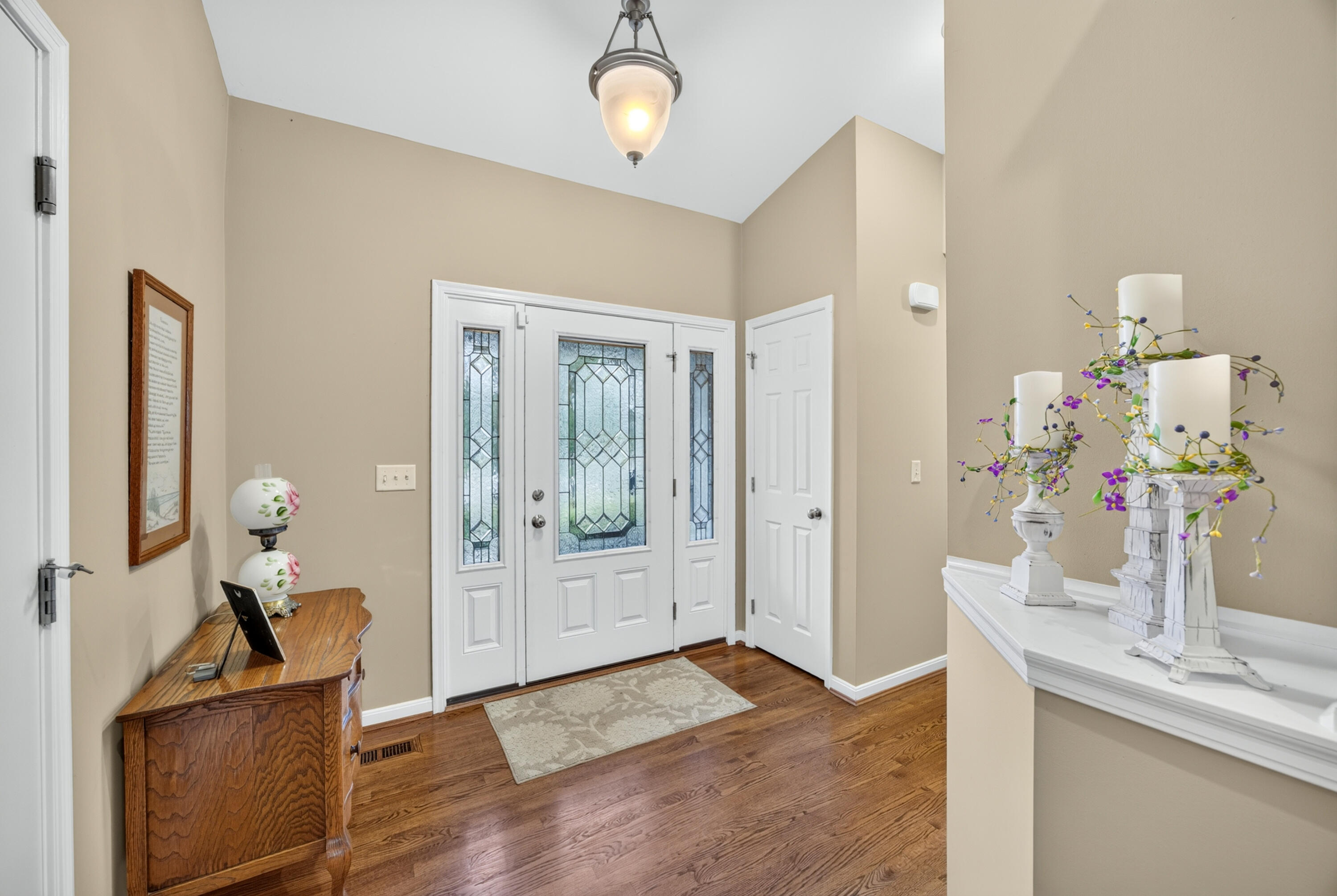 2059 Madison Drive Property Photo 3