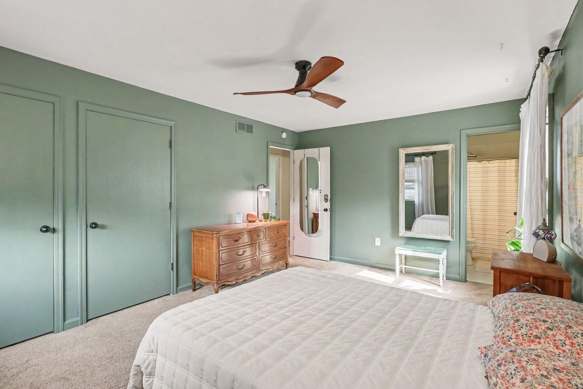 705 Oakridge Drive Property Photo 13