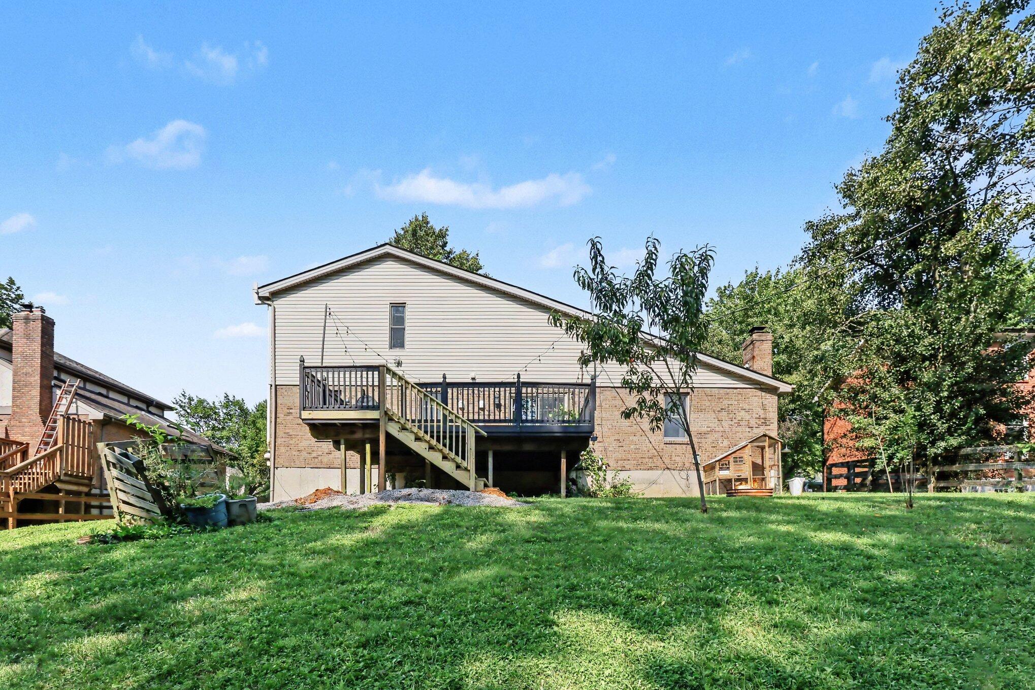 705 Oakridge Drive Property Photo 22
