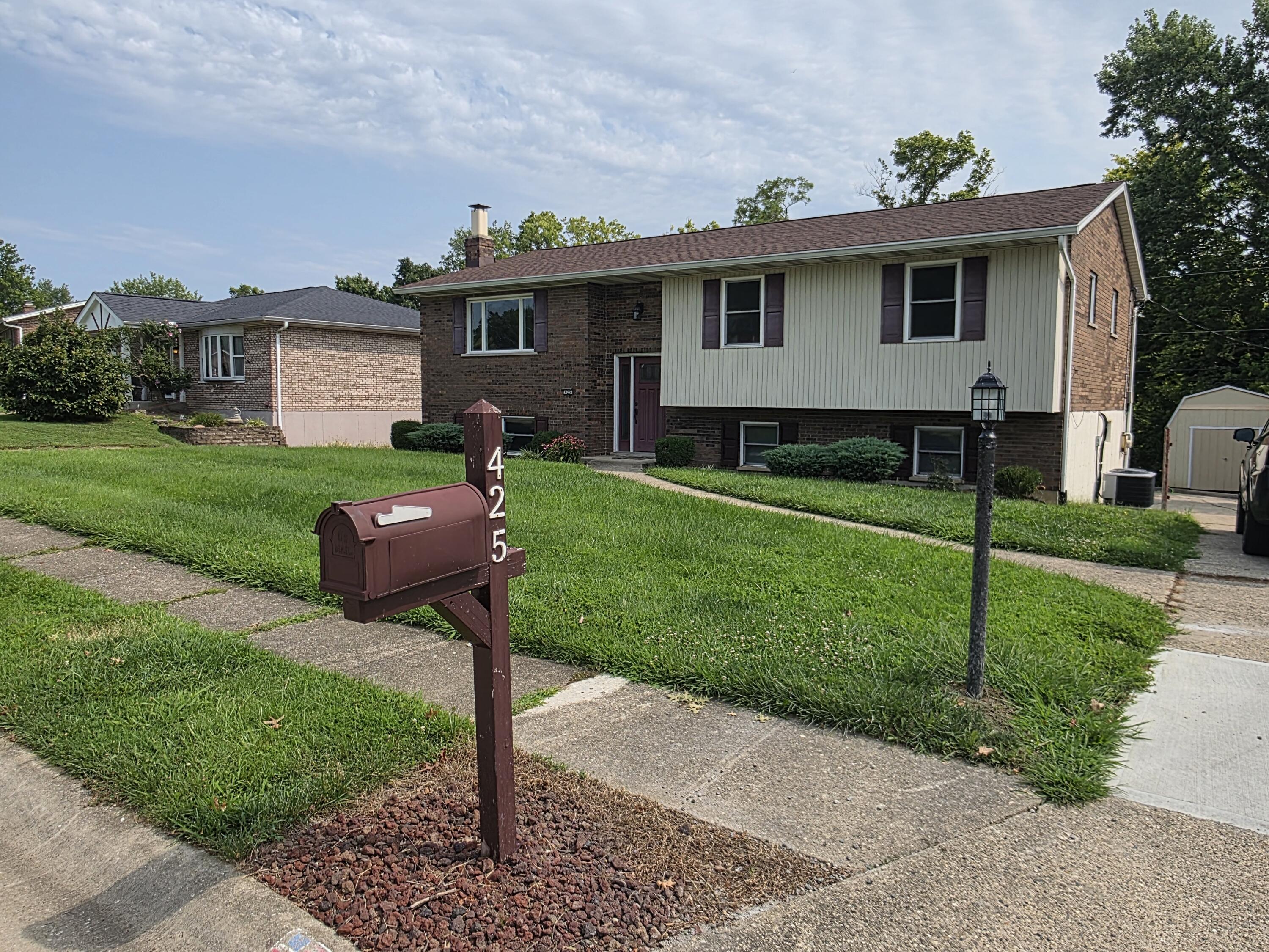 425 Shannon Drive Property Photo 2