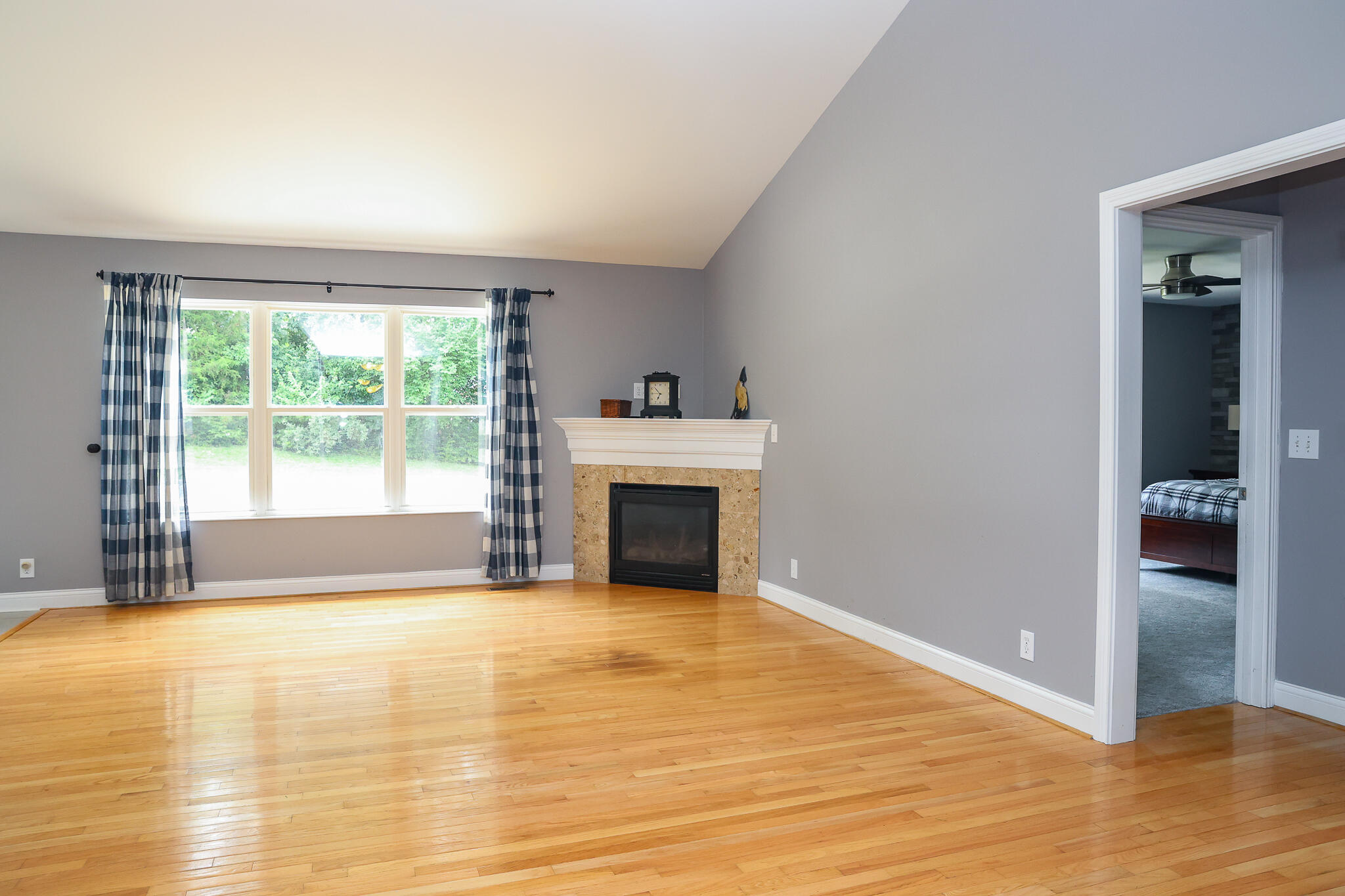 11562 Bunker Hill Court Property Photo 6