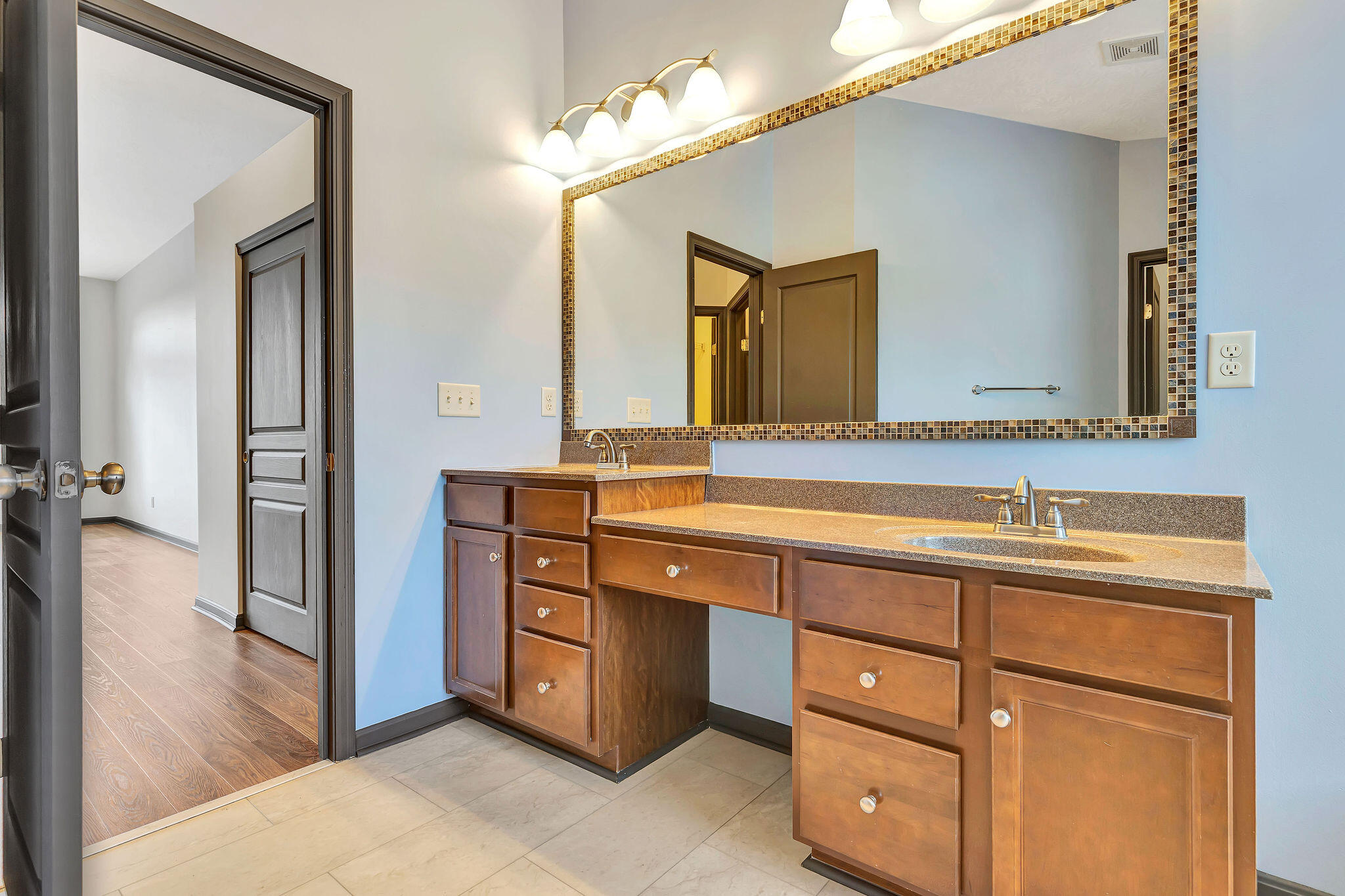 6026 Marble Way Property Photo 28