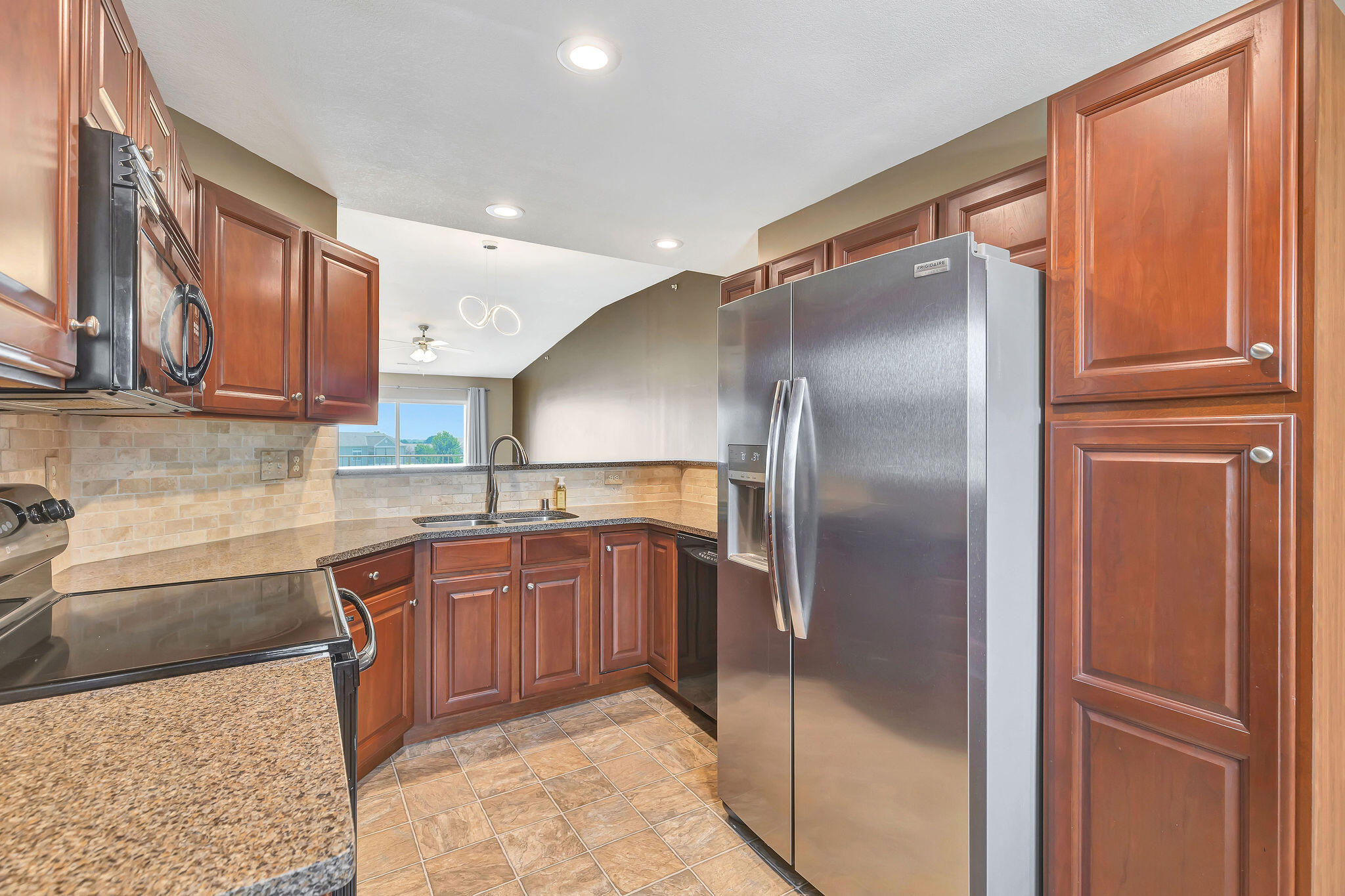 797 Slate View Property Photo 16