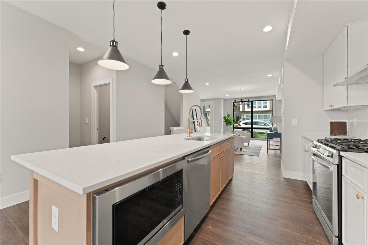 93 W 13th Street, 12 Property Photo 13