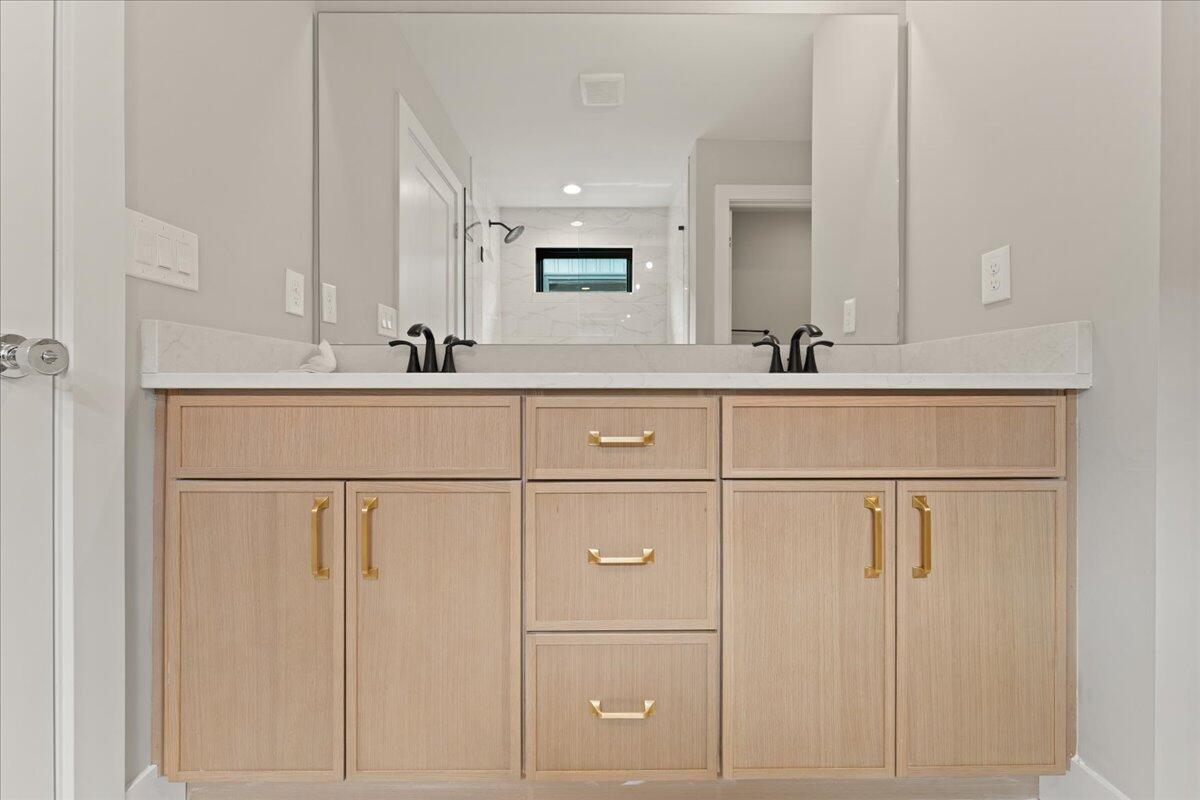93 W 13th Street, 12 Property Photo 19
