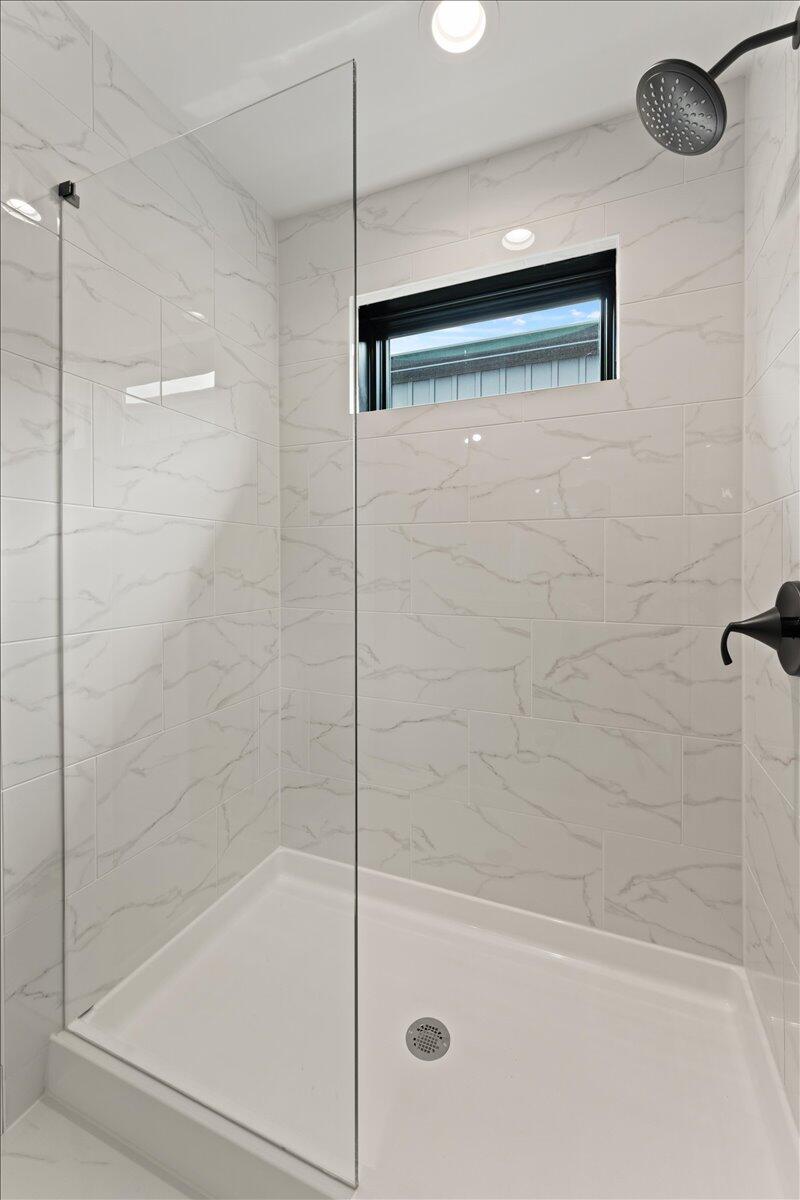 93 W 13th Street, 12 Property Photo 20