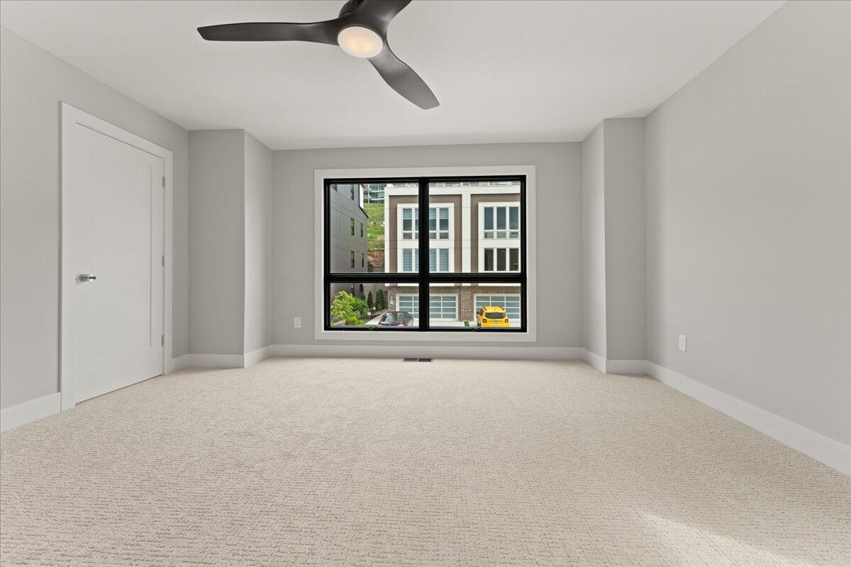 93 W 13th Street, 12 Property Photo 23