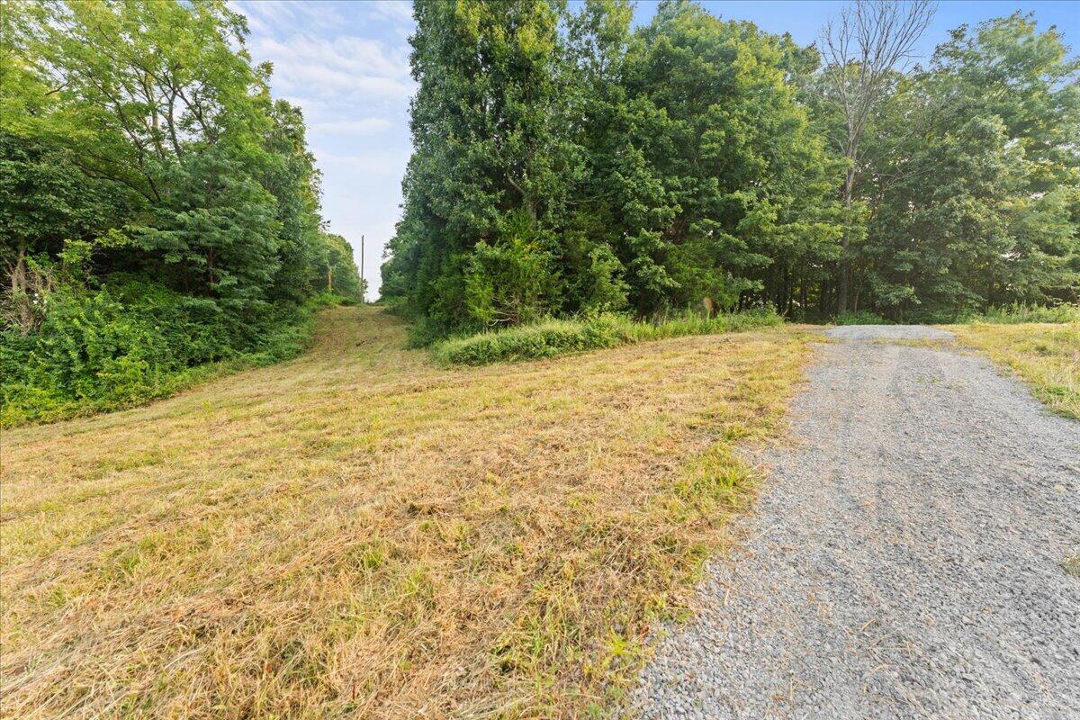 495 Winn Road Property Photo 4