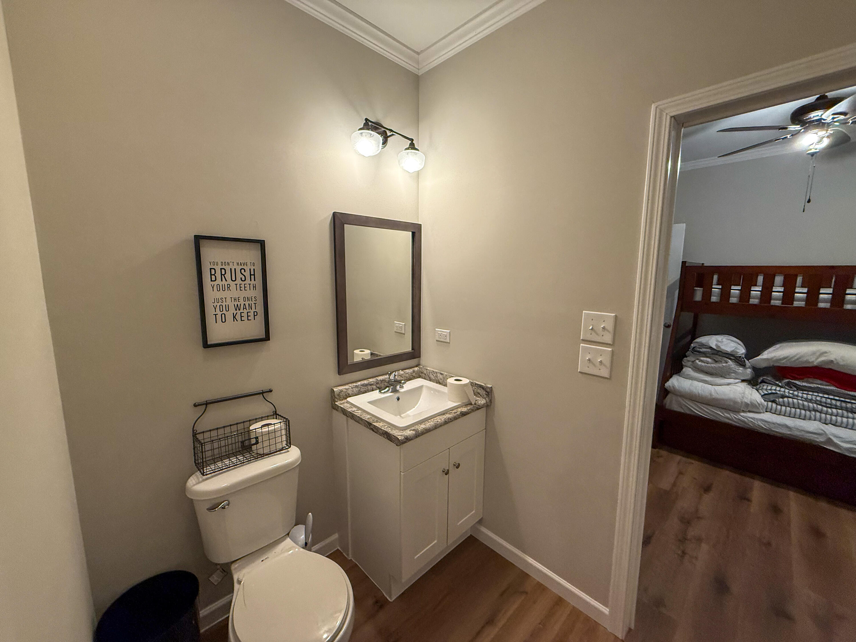 1000 Lazy Bee Lane Property Photo 32