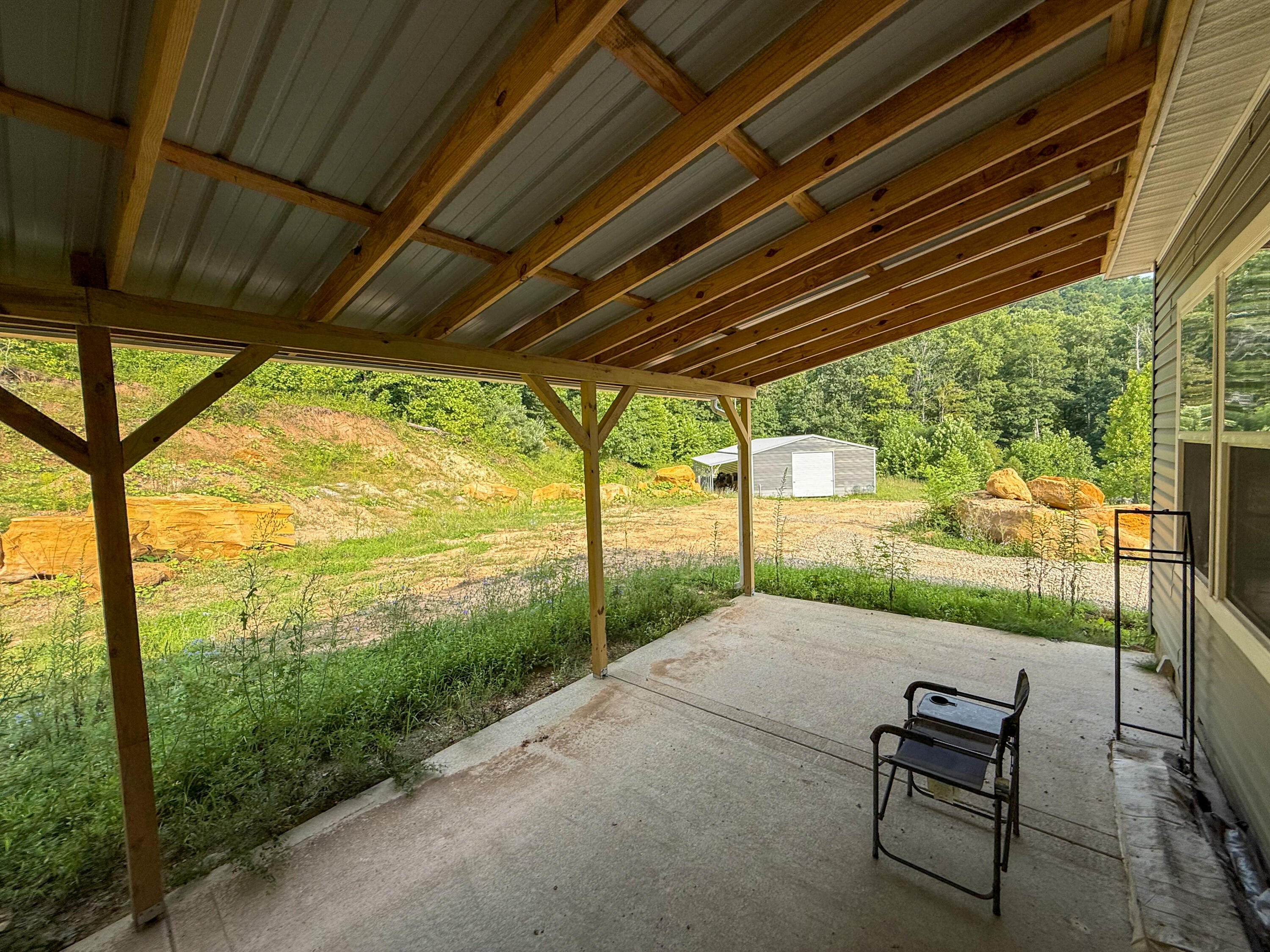 1000 Lazy Bee Lane Property Photo 40
