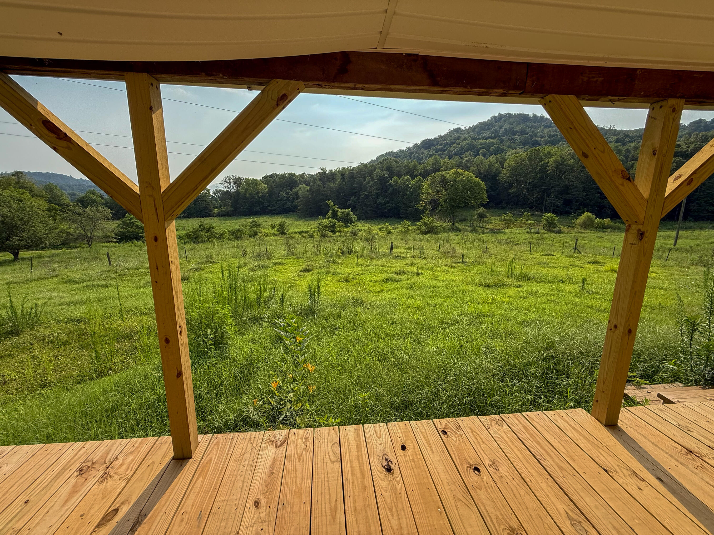 1000 Lazy Bee Lane Property Photo 45