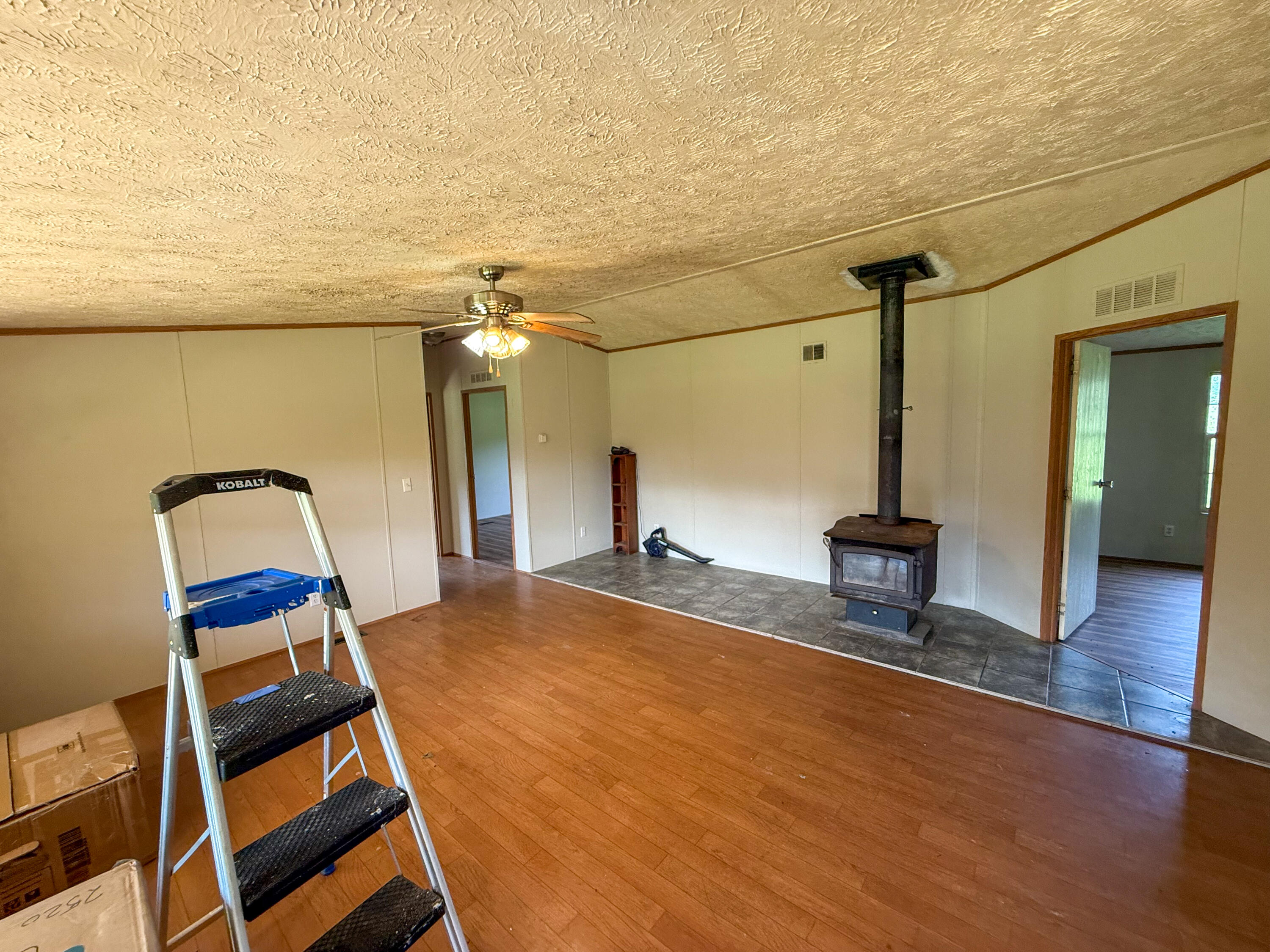1000 Lazy Bee Lane Property Photo 46