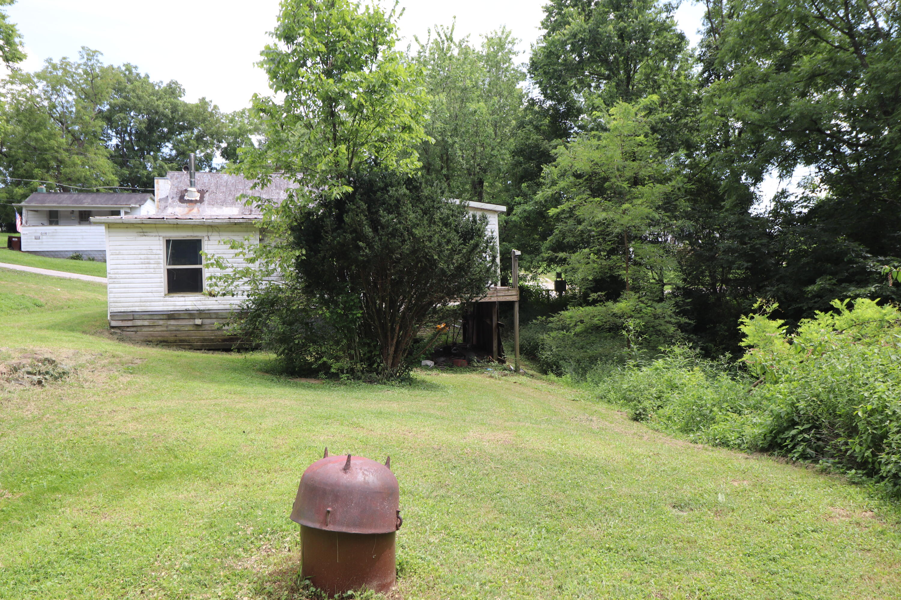 354 Garrett Avenue Property Photo 7