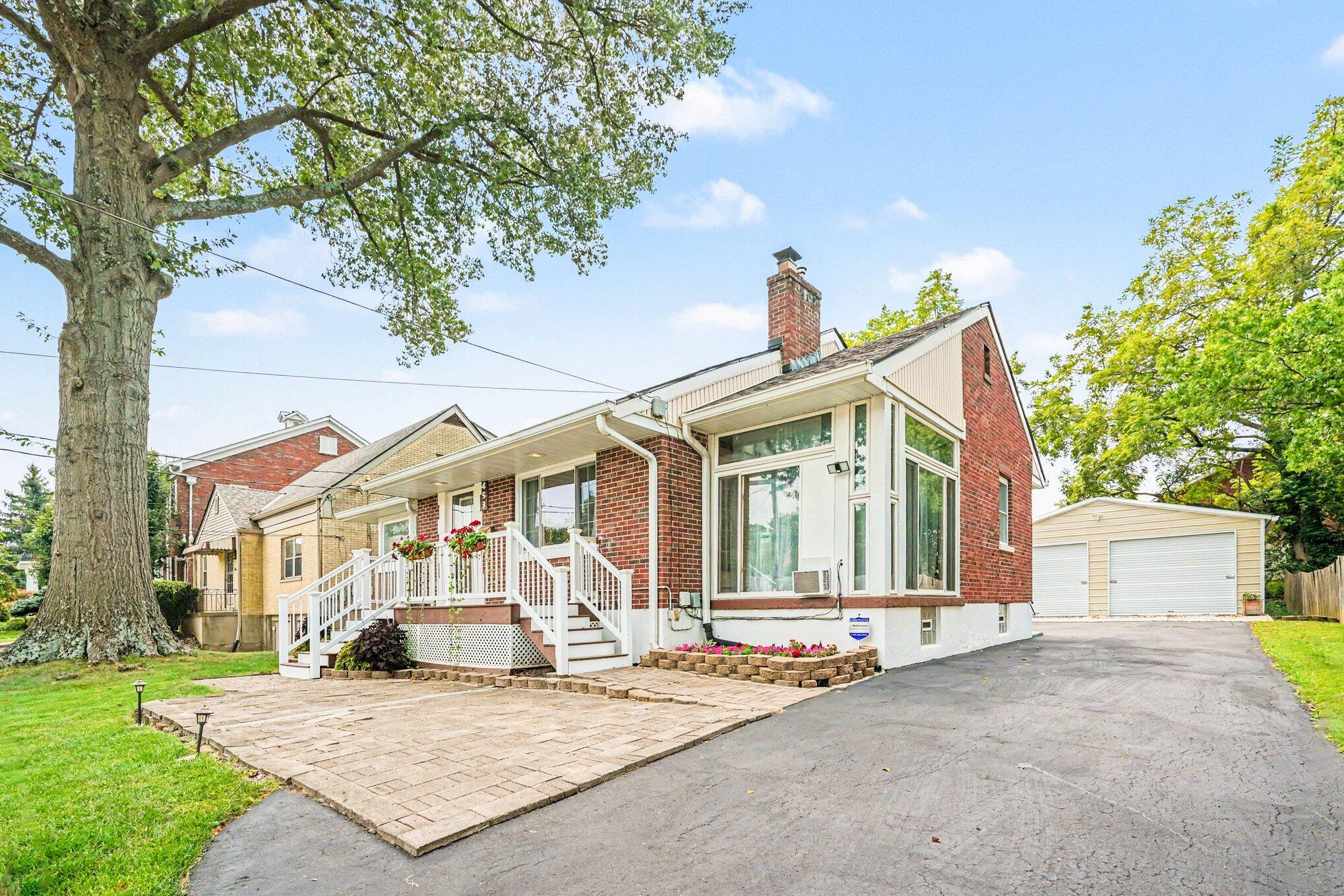 453 Commonwealth Avenue Property Photo 1