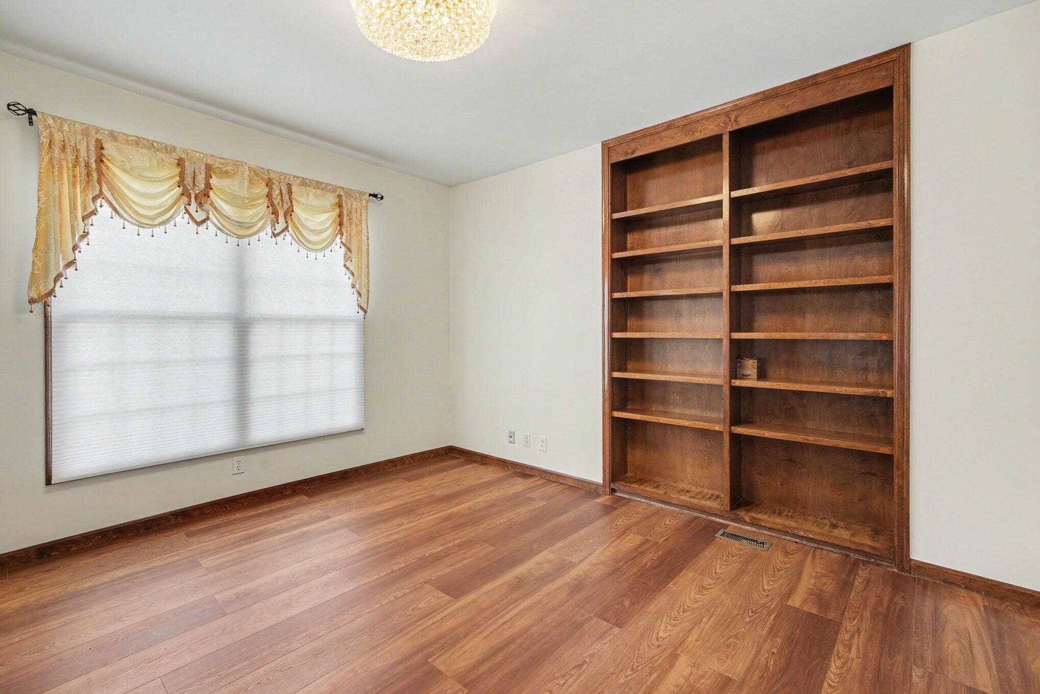 10196 Waterside Court Property Photo 20