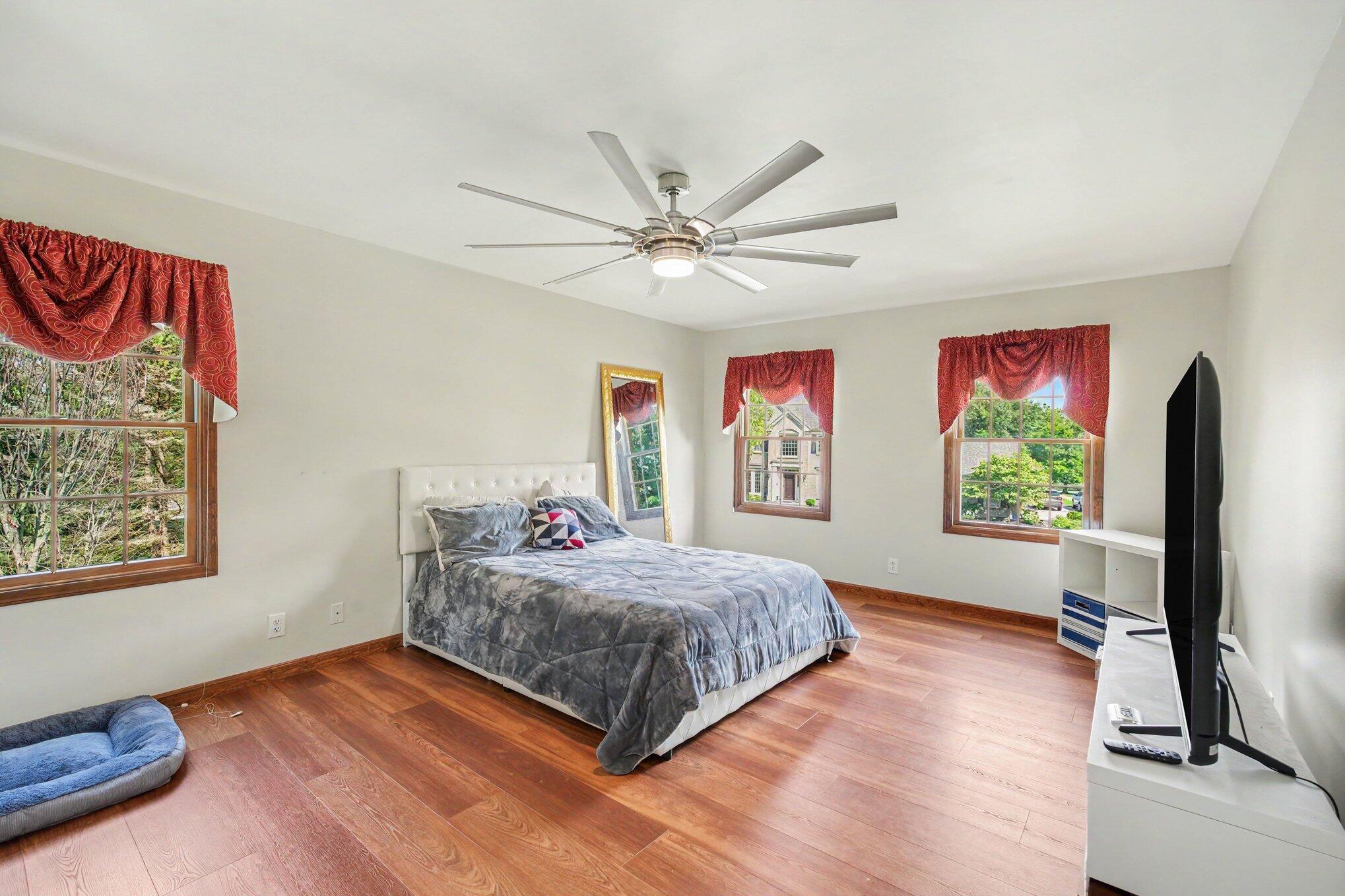 10196 Waterside Court Property Photo 22