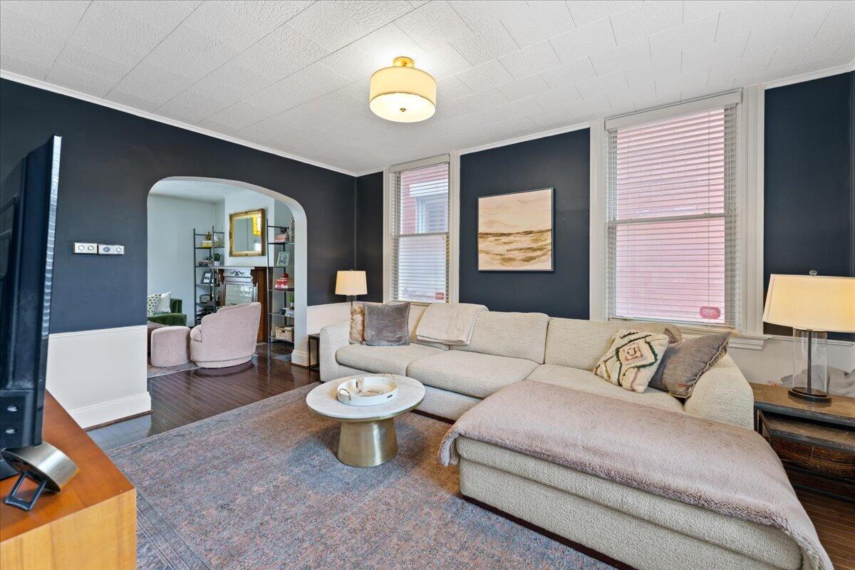 808 E 7th Street Property Photo 15