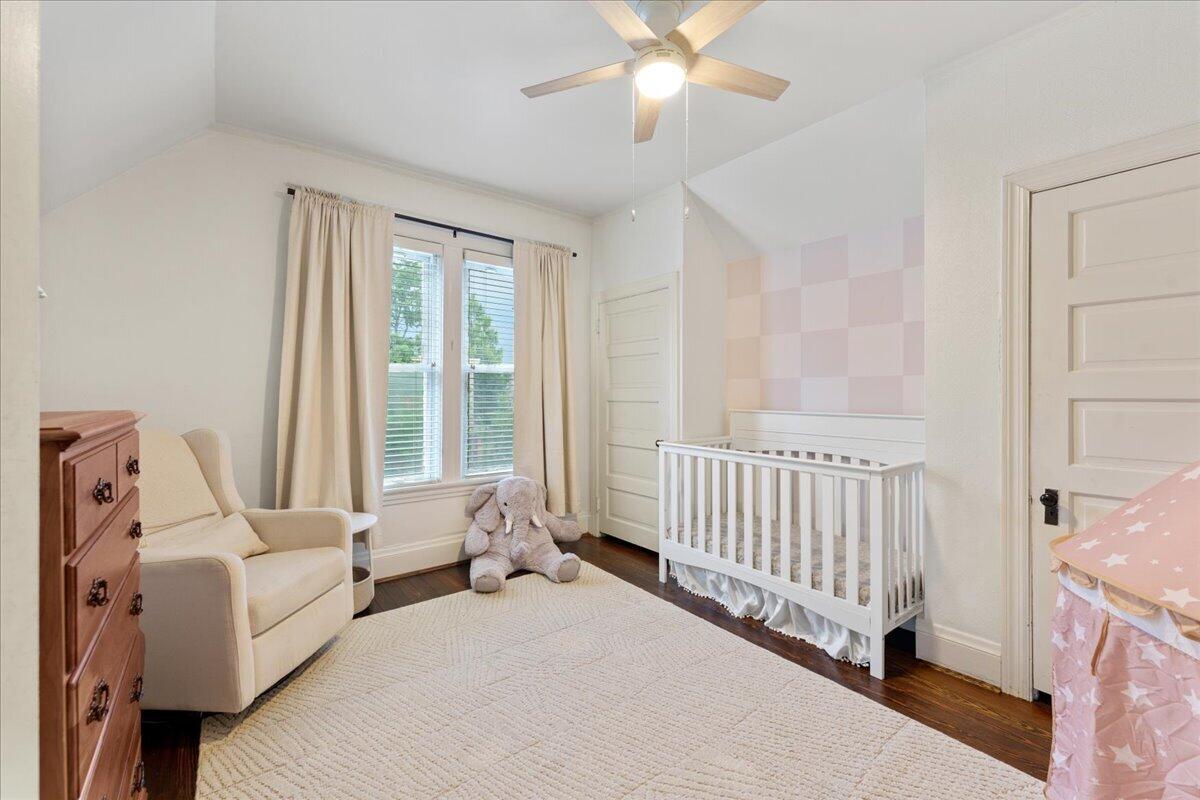 808 E 7th Street Property Photo 31