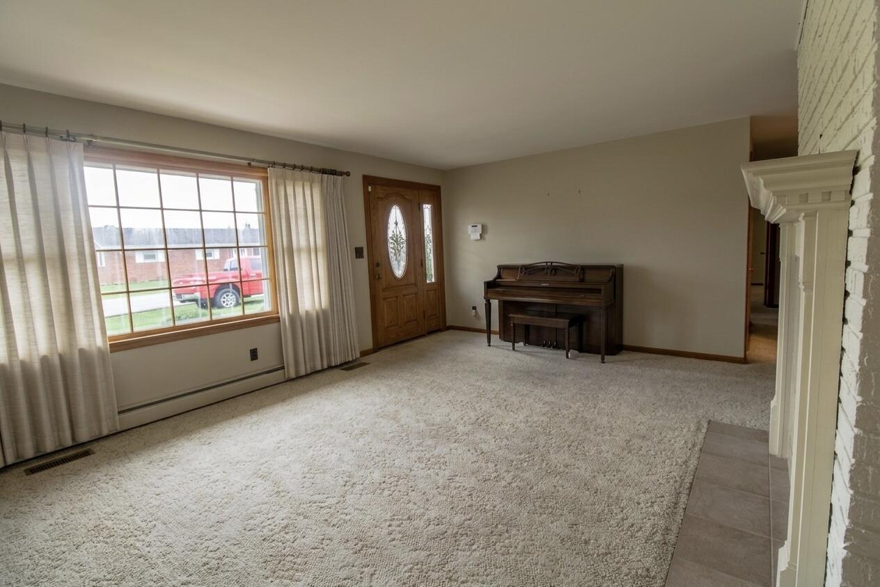 1 Tracy Lane Property Photo 7