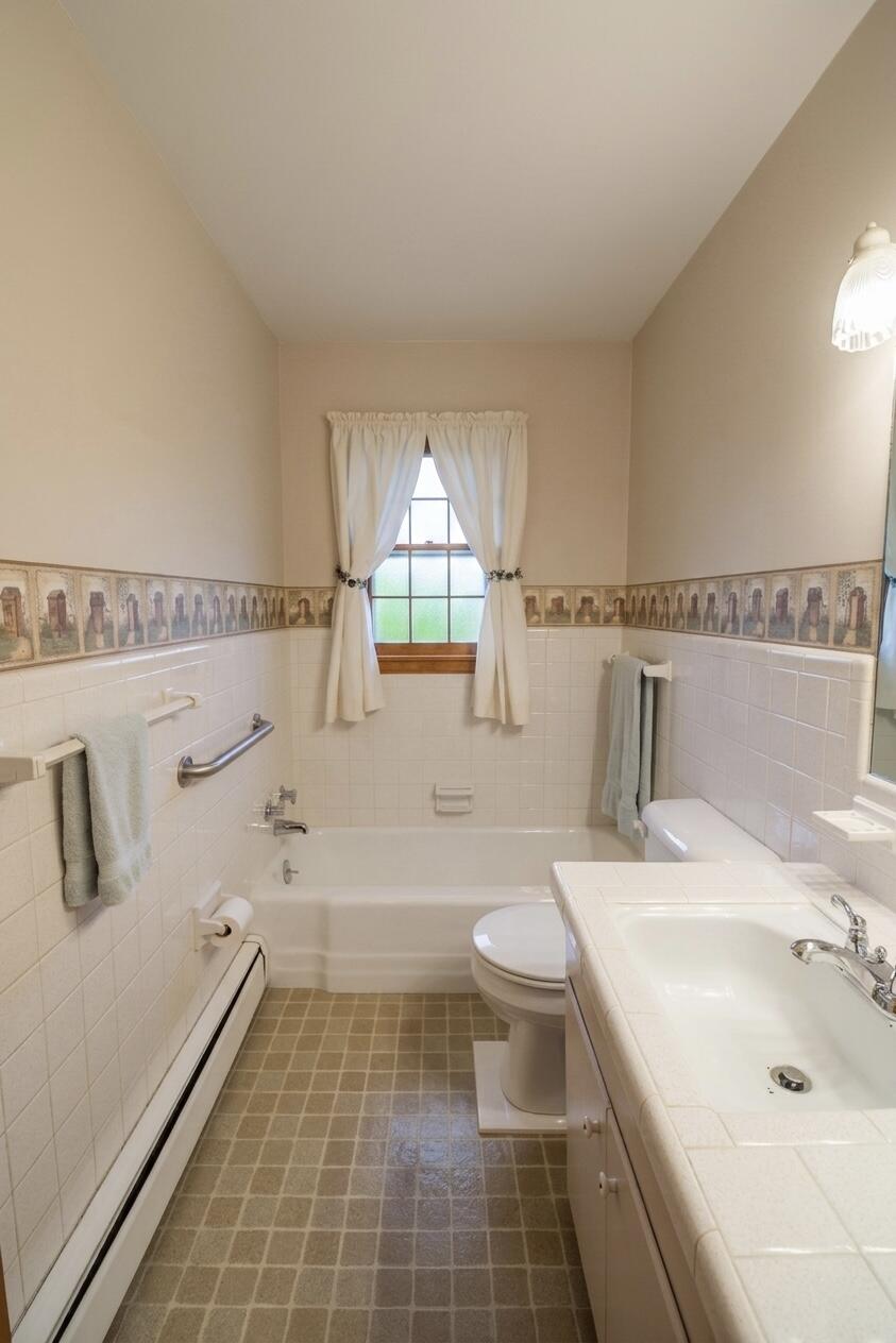 1 Tracy Lane Property Photo 26