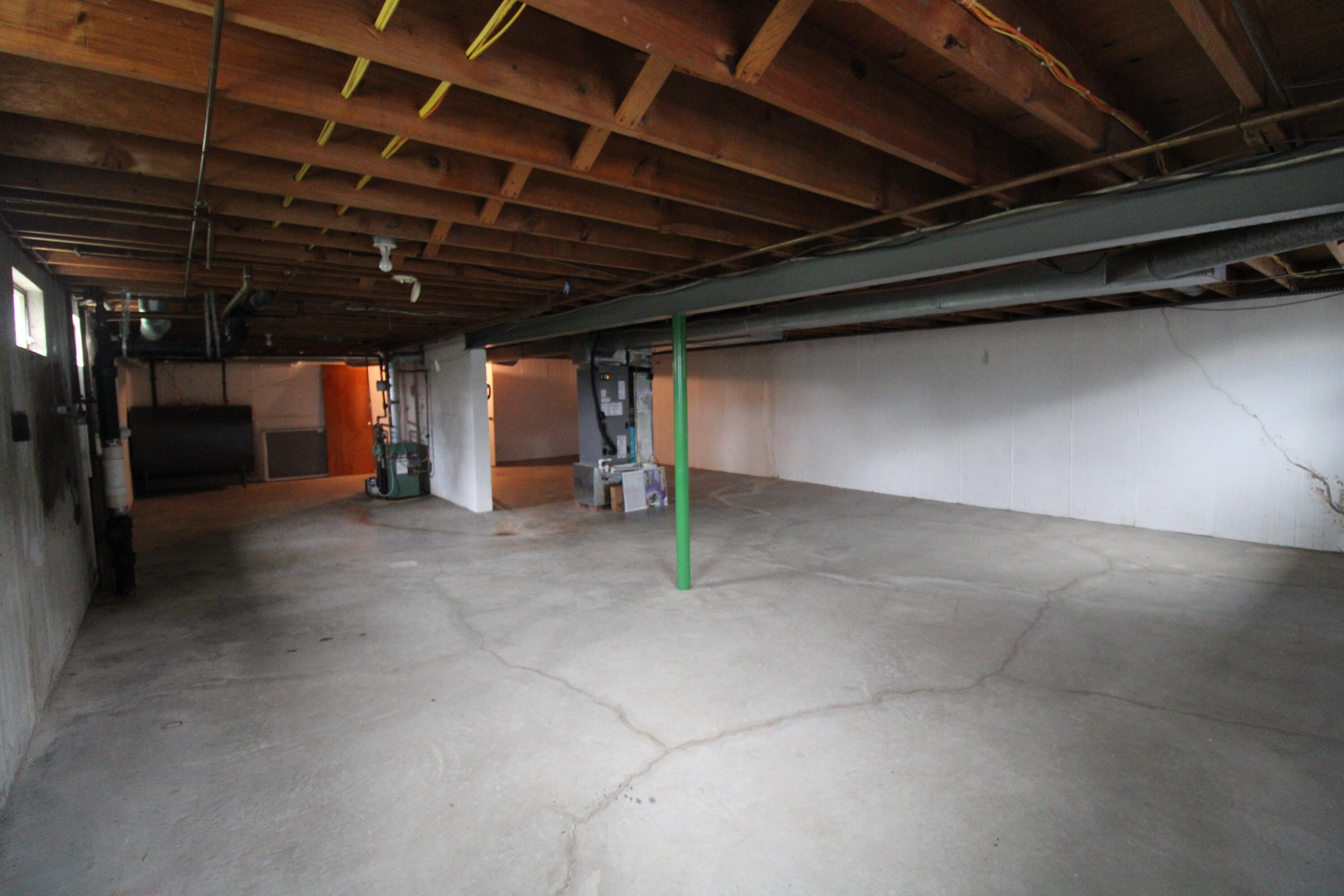 1 Tracy Lane Property Photo 29