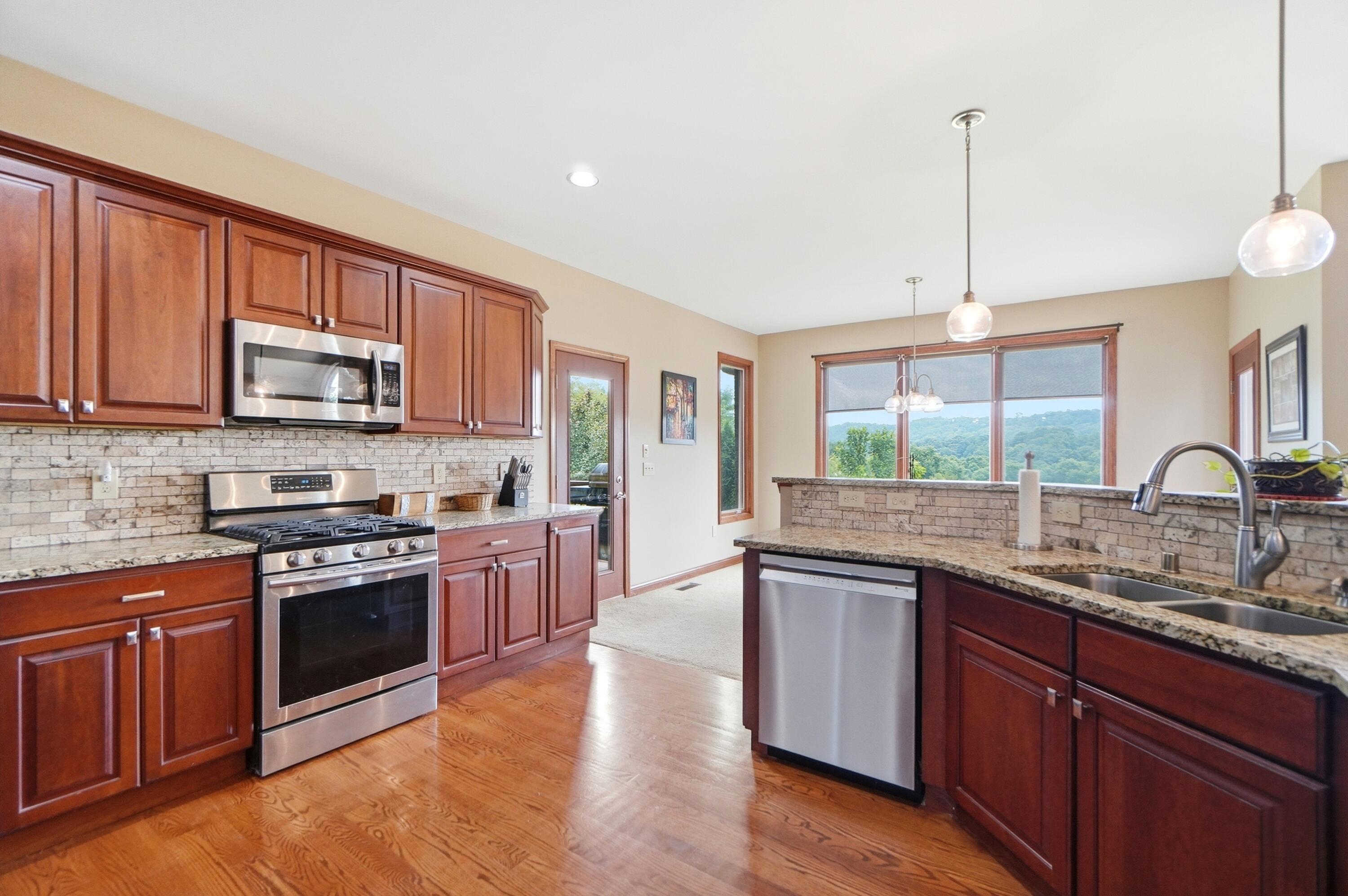4670 Belleview Road Property Photo 7