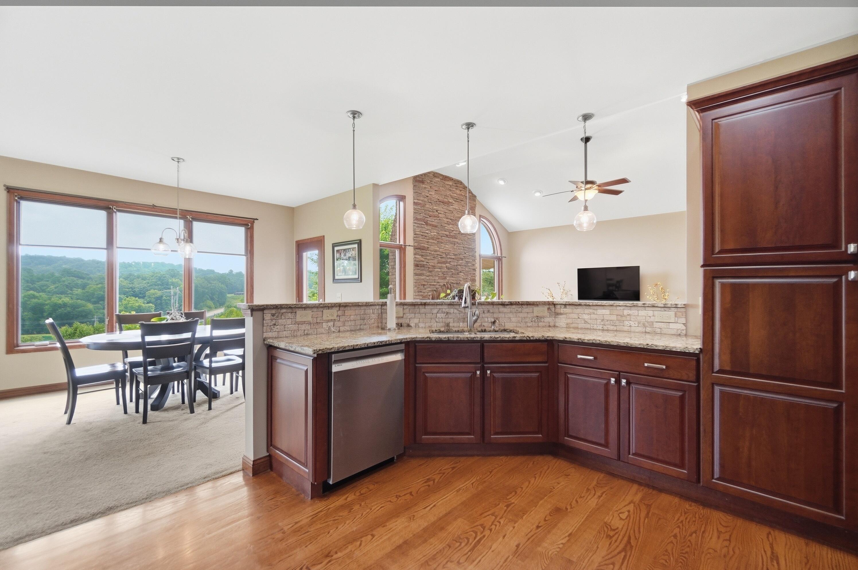 4670 Belleview Road Property Photo 9