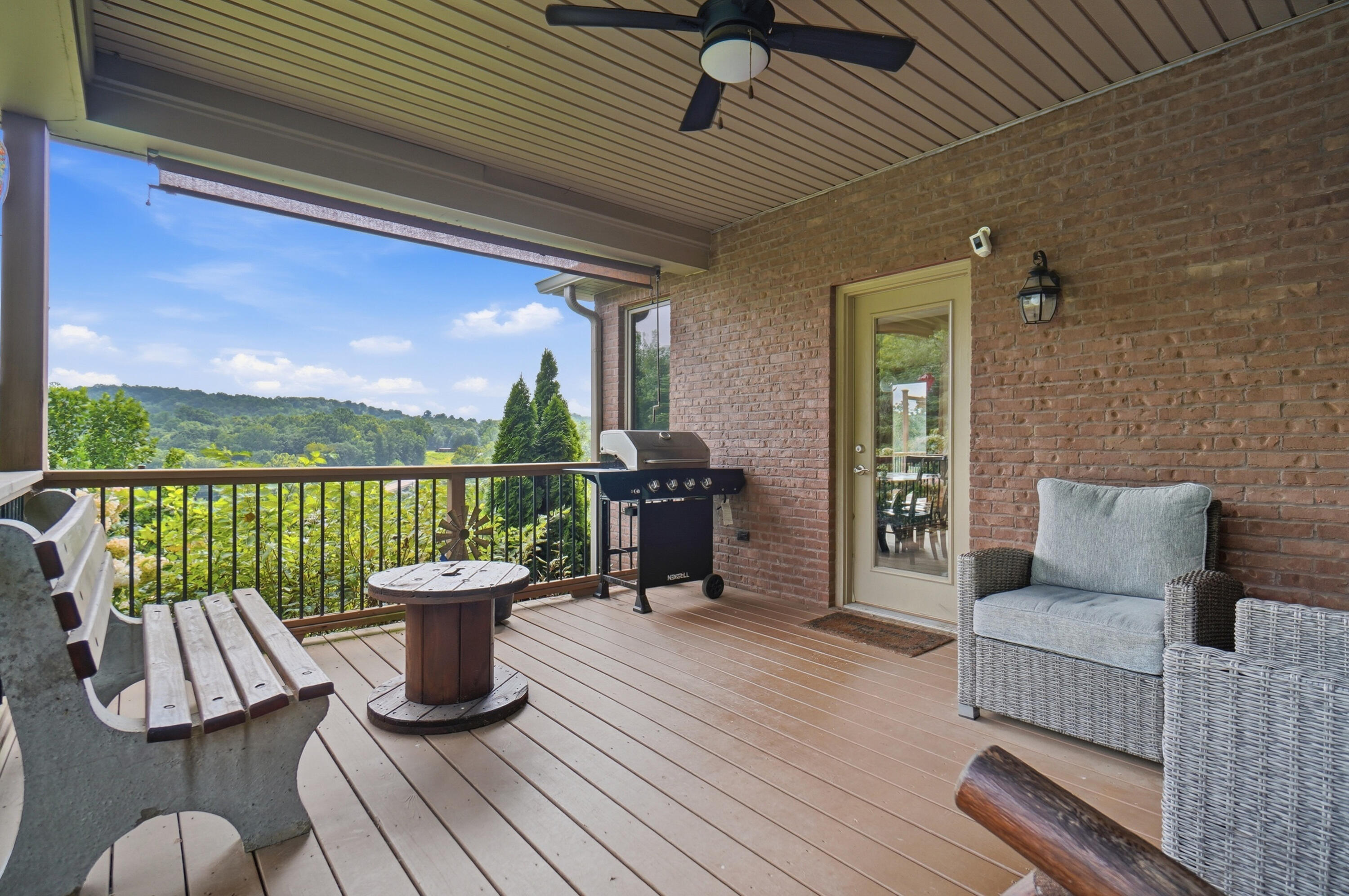 4670 Belleview Road Property Photo 12