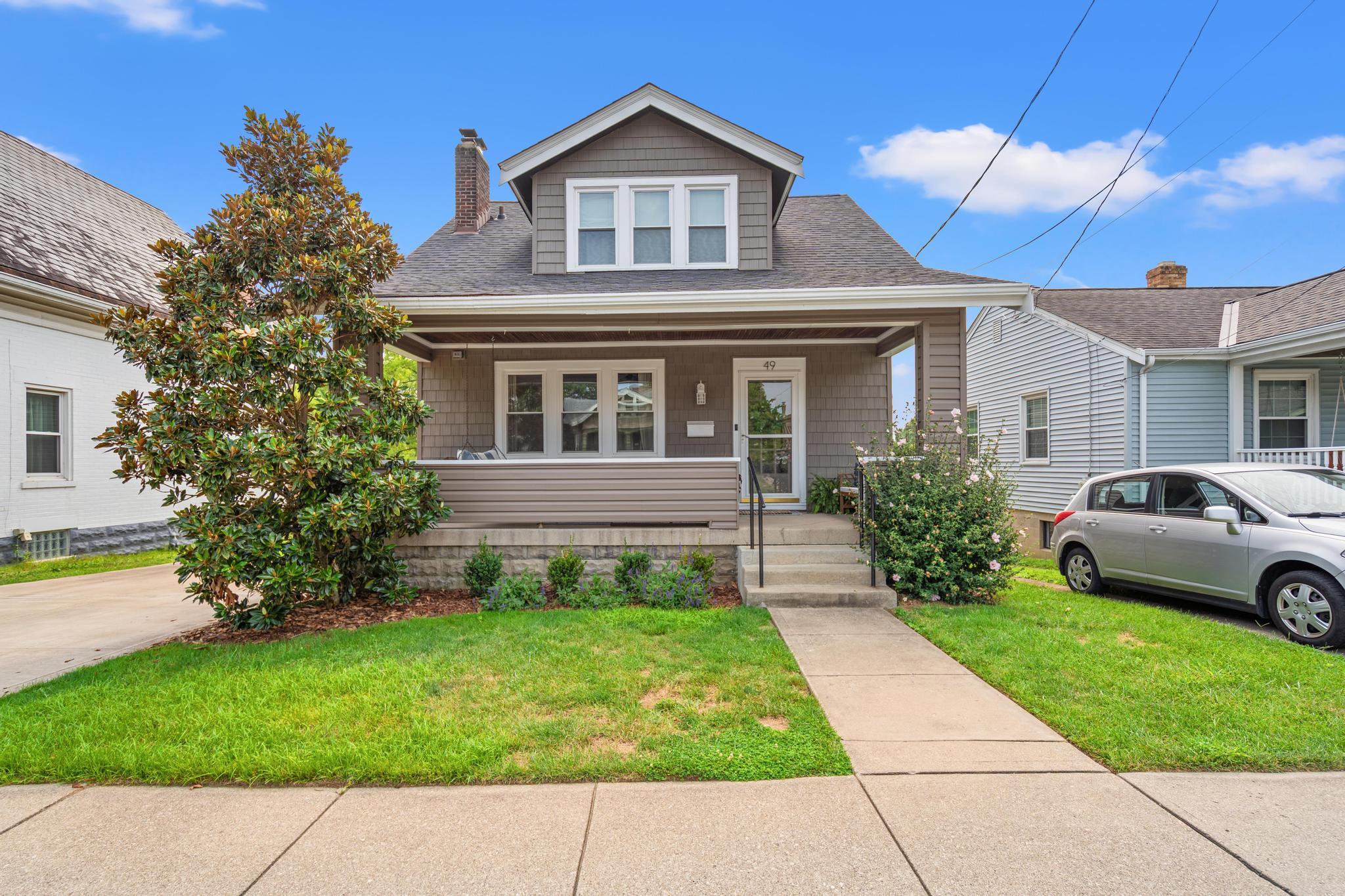 49 Dumfries Avenue Property Photo 1