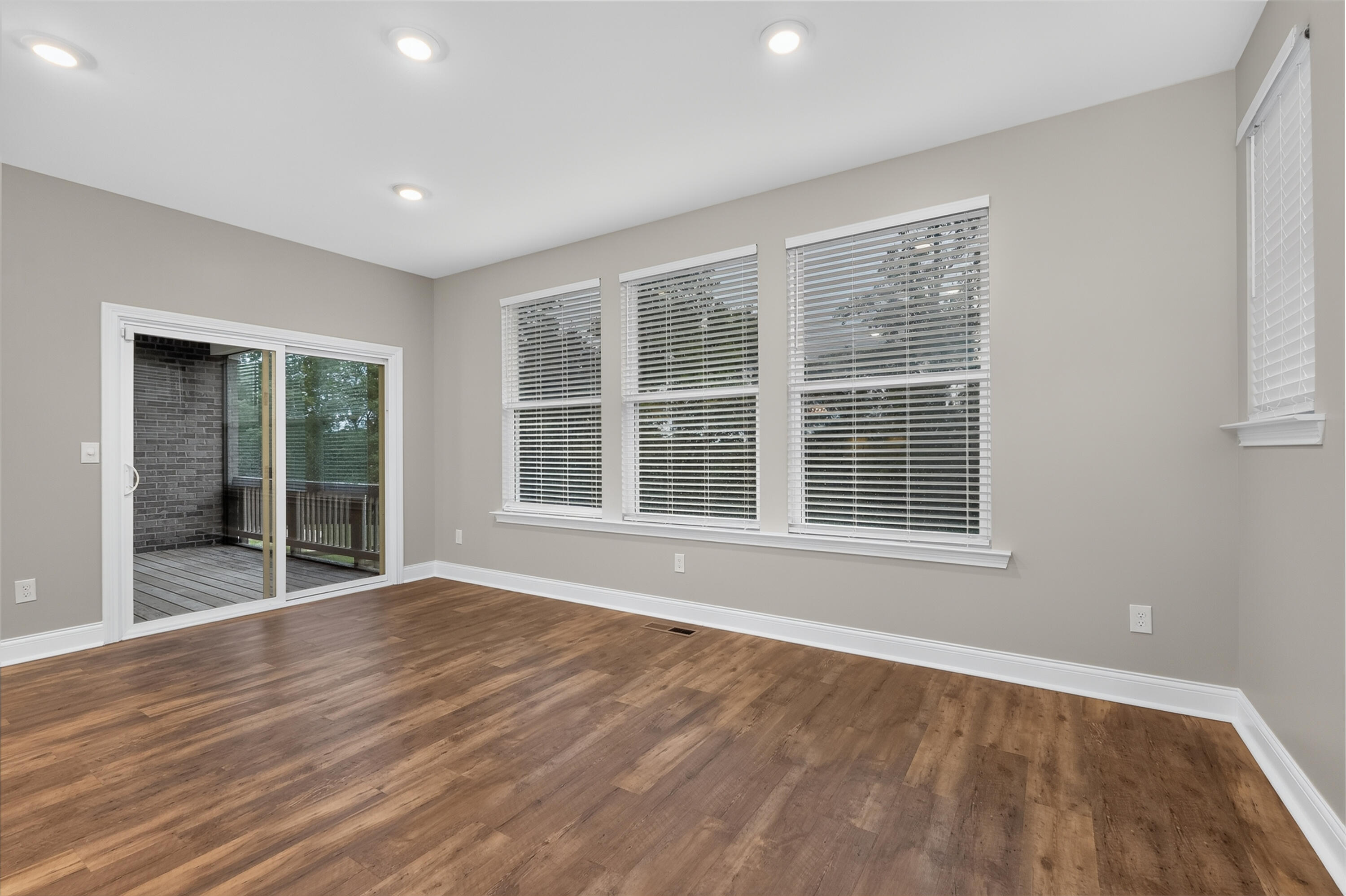 11109 War Admiral Drive Property Photo 15