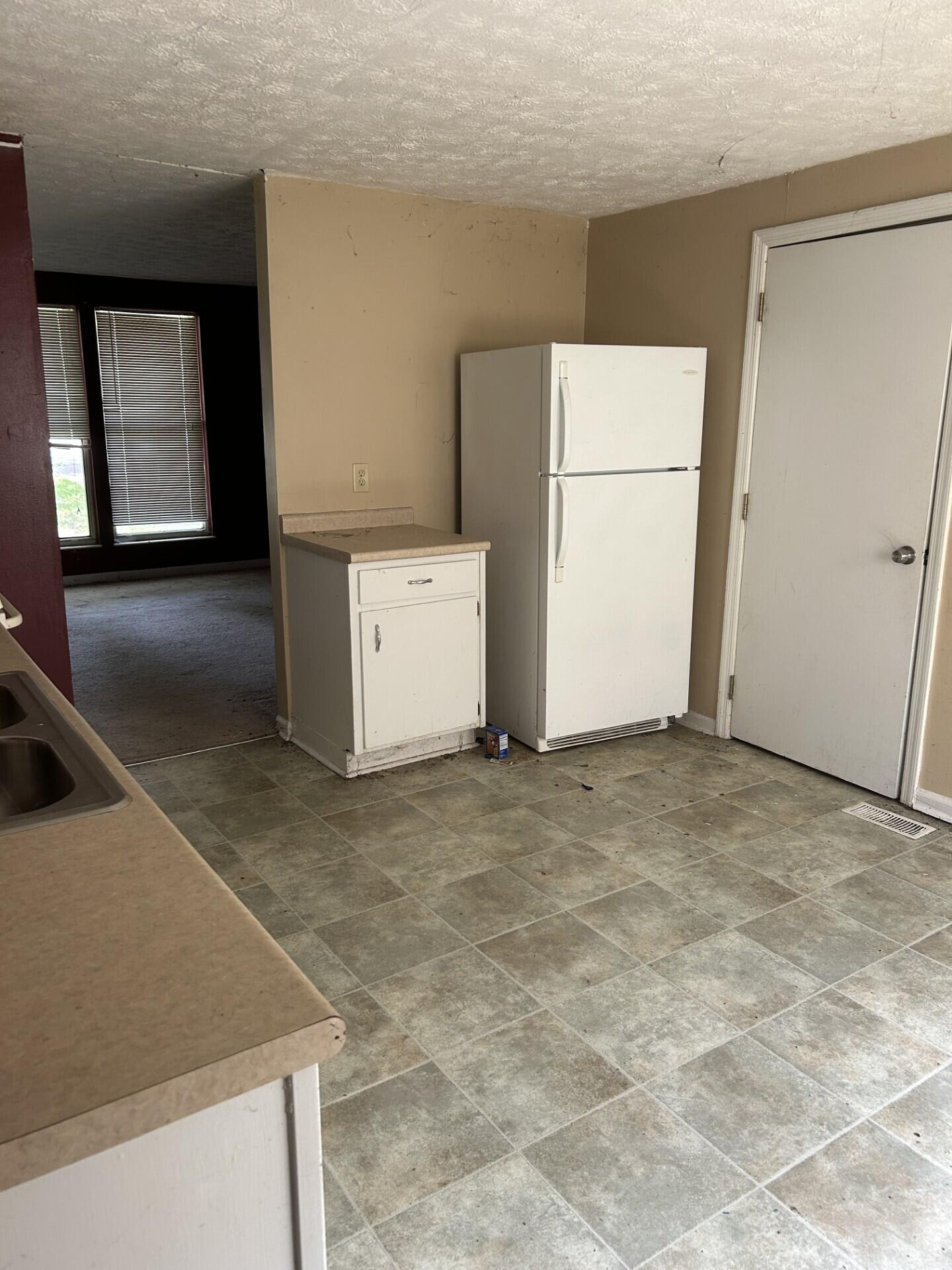 145 Bluffside Drive Property Photo 2