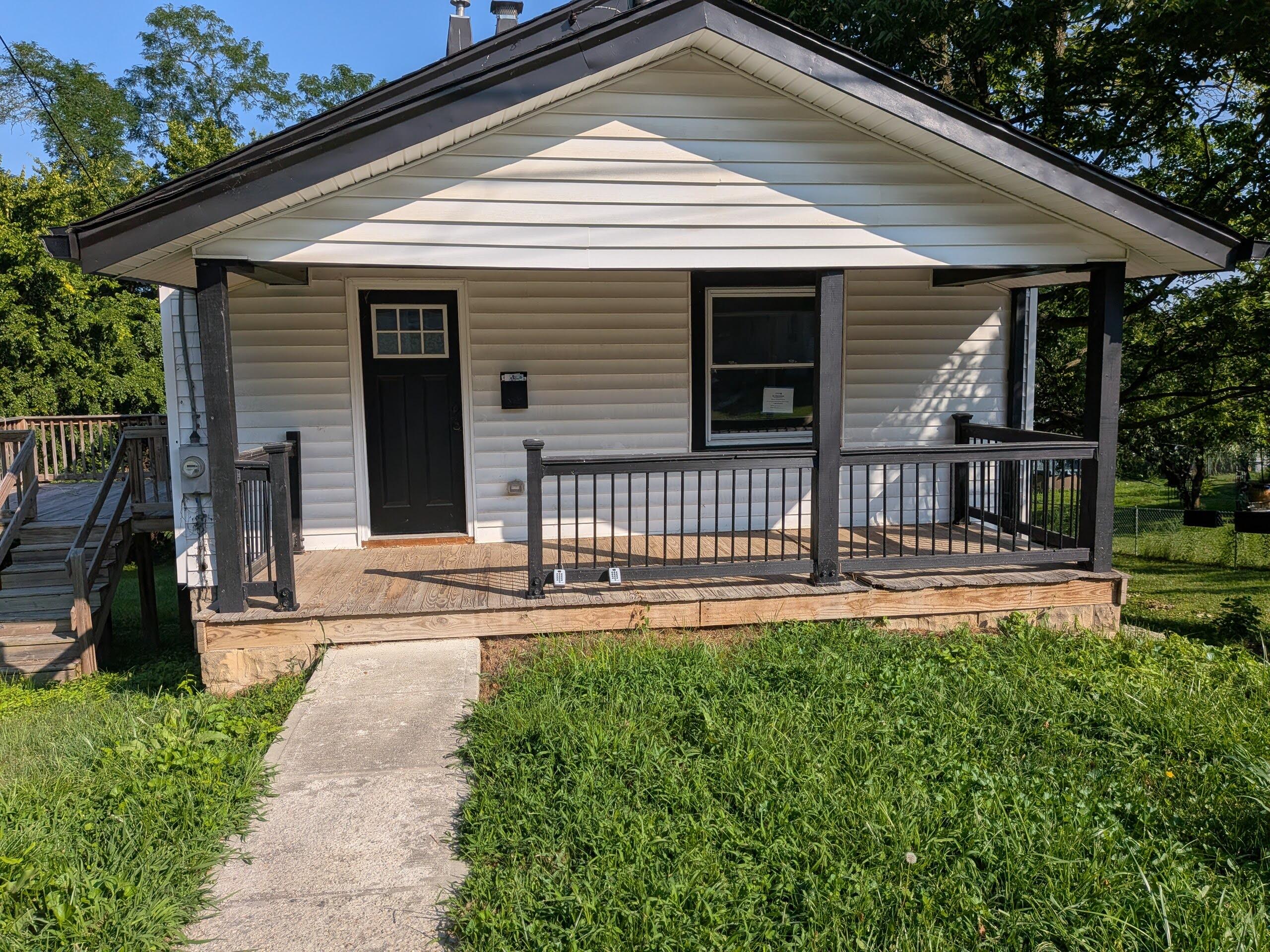 3306 Hulbert Avenue Property Photo 1
