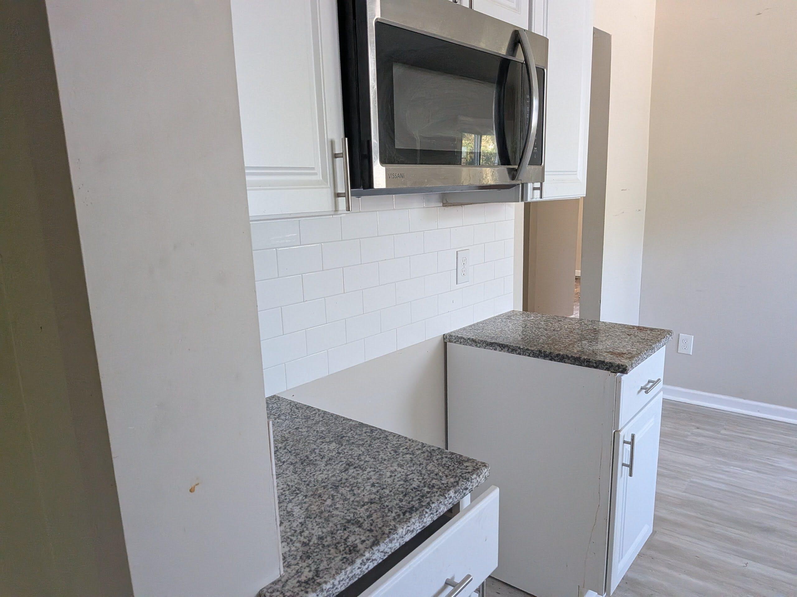 3306 Hulbert Avenue Property Photo 8