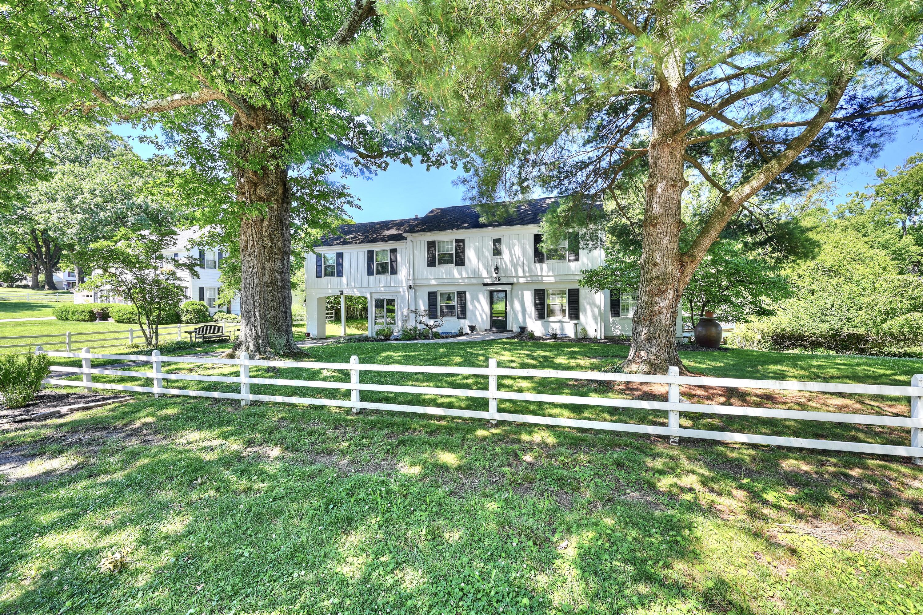 29 Meadow Lane Property Photo 2