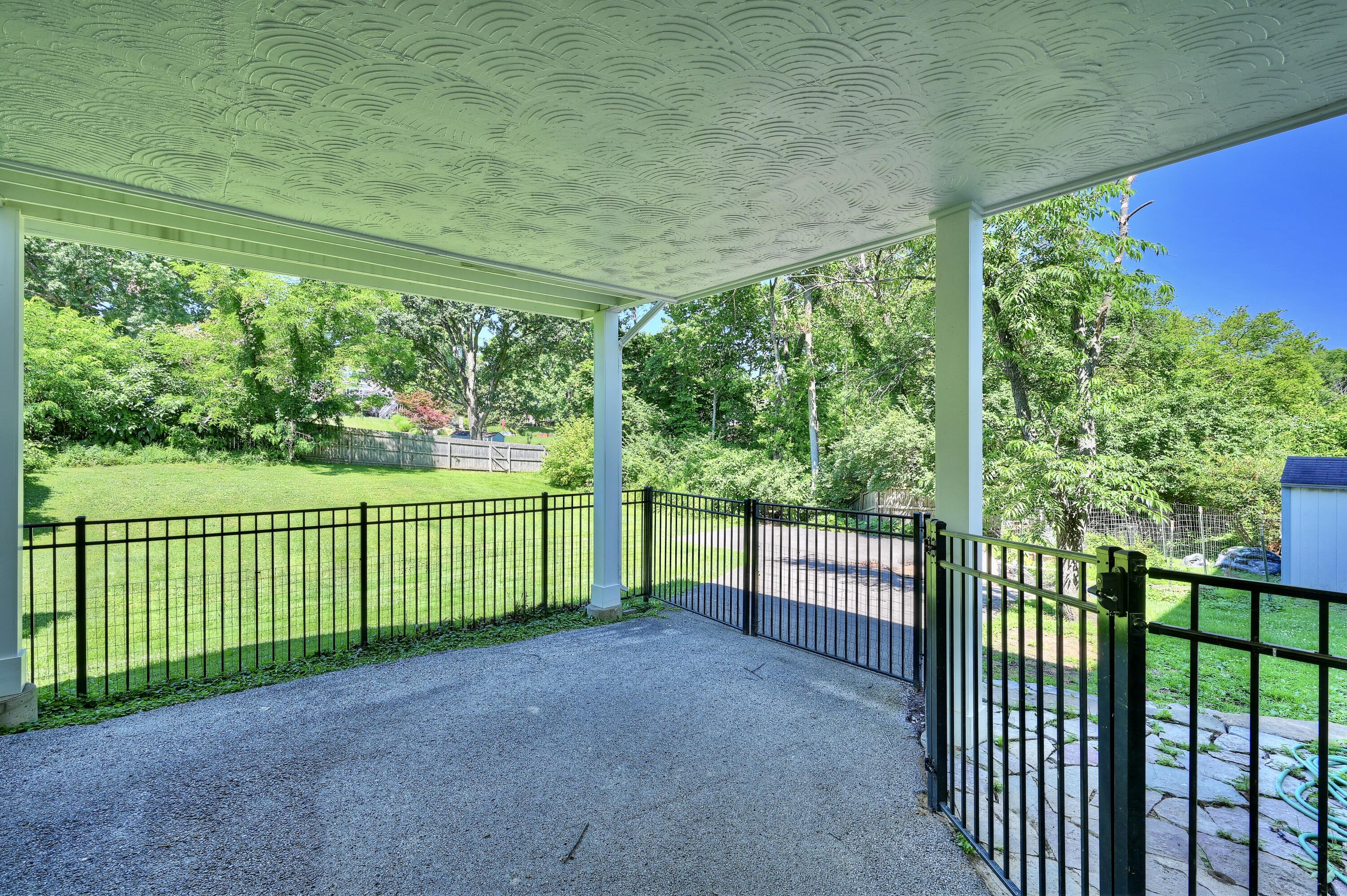 29 Meadow Lane Property Photo 5