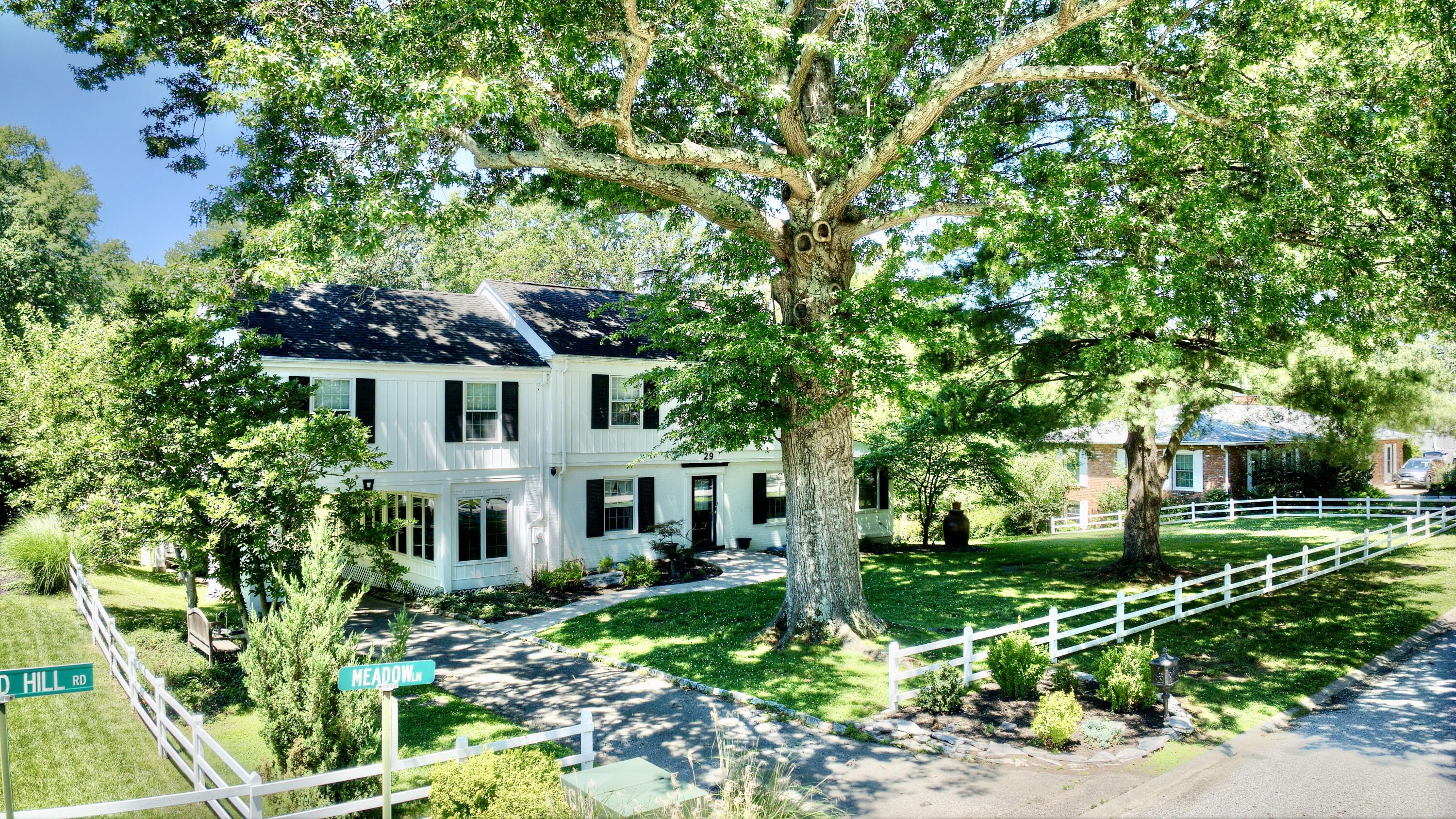 29 Meadow Lane Property Photo 12