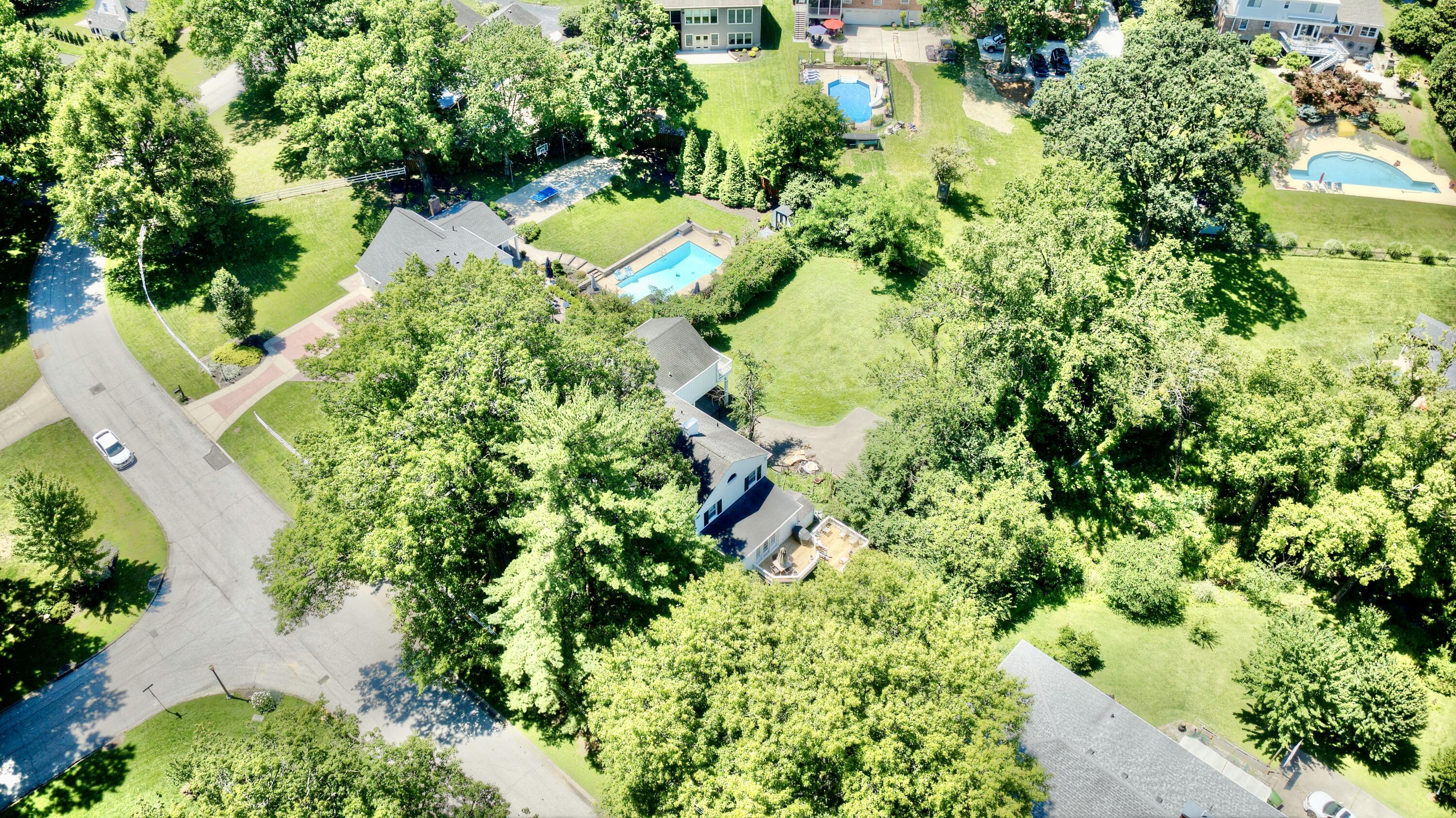 29 Meadow Lane Property Photo 15
