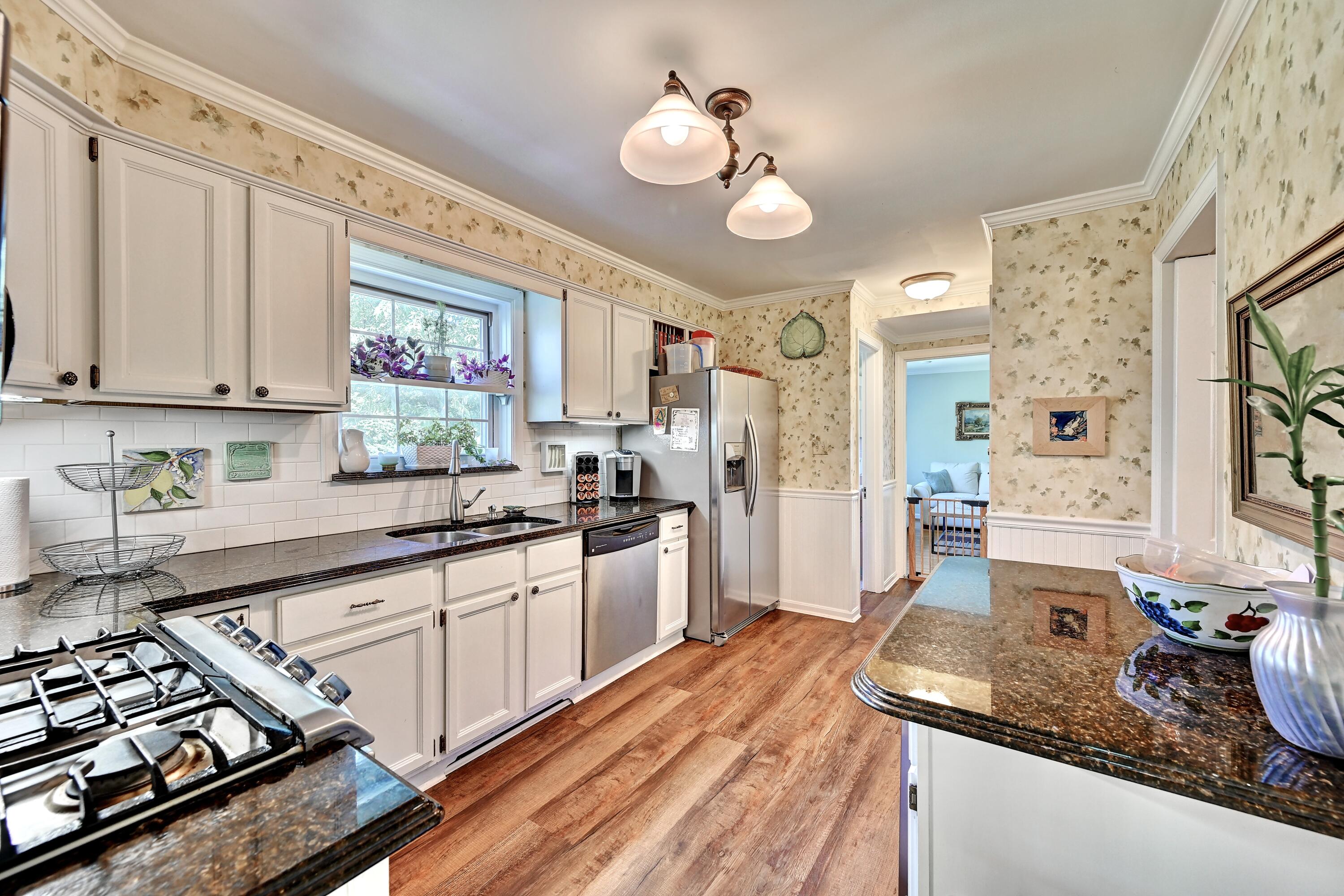 29 Meadow Lane Property Photo 24