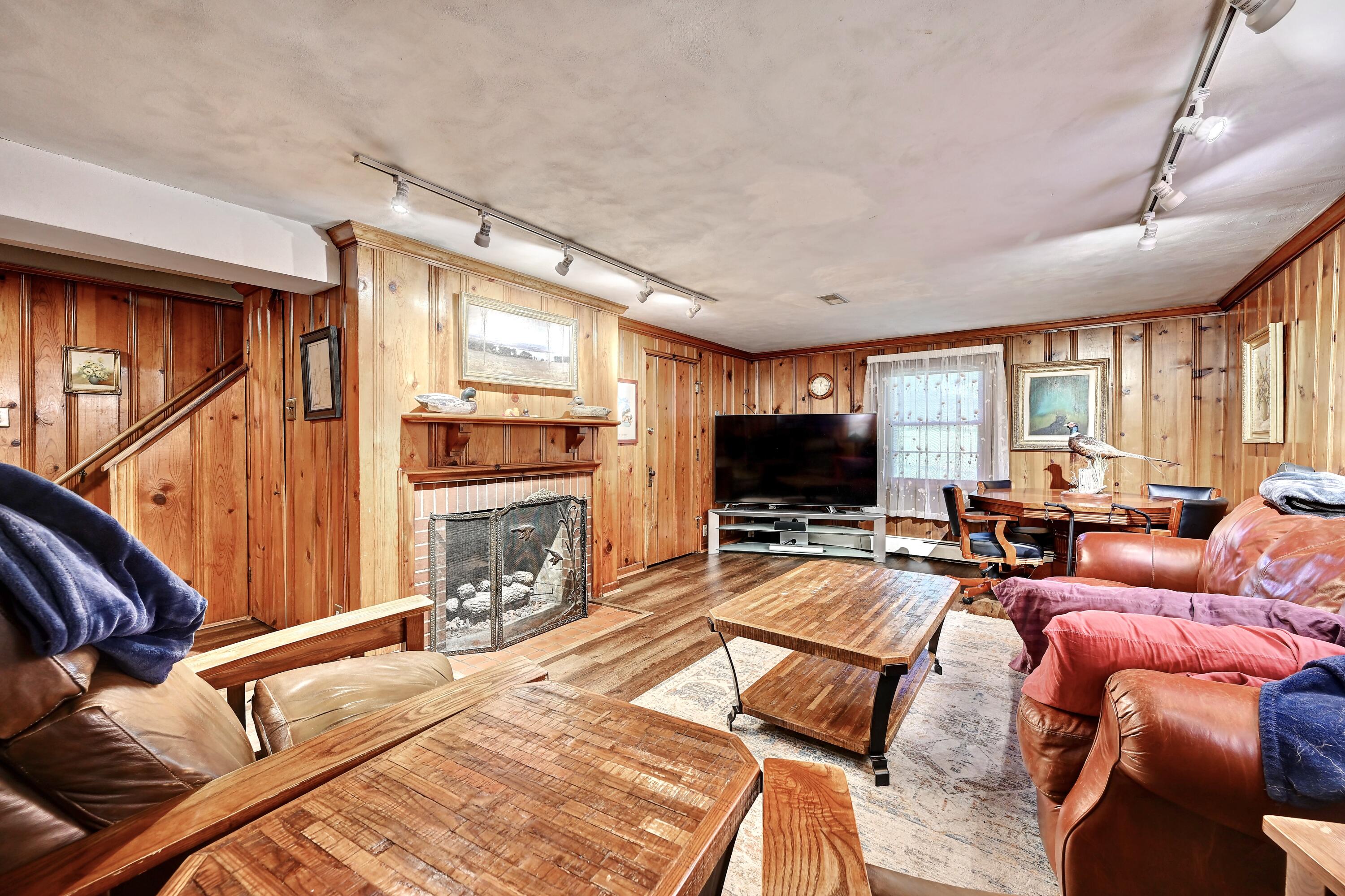 29 Meadow Lane Property Photo 43