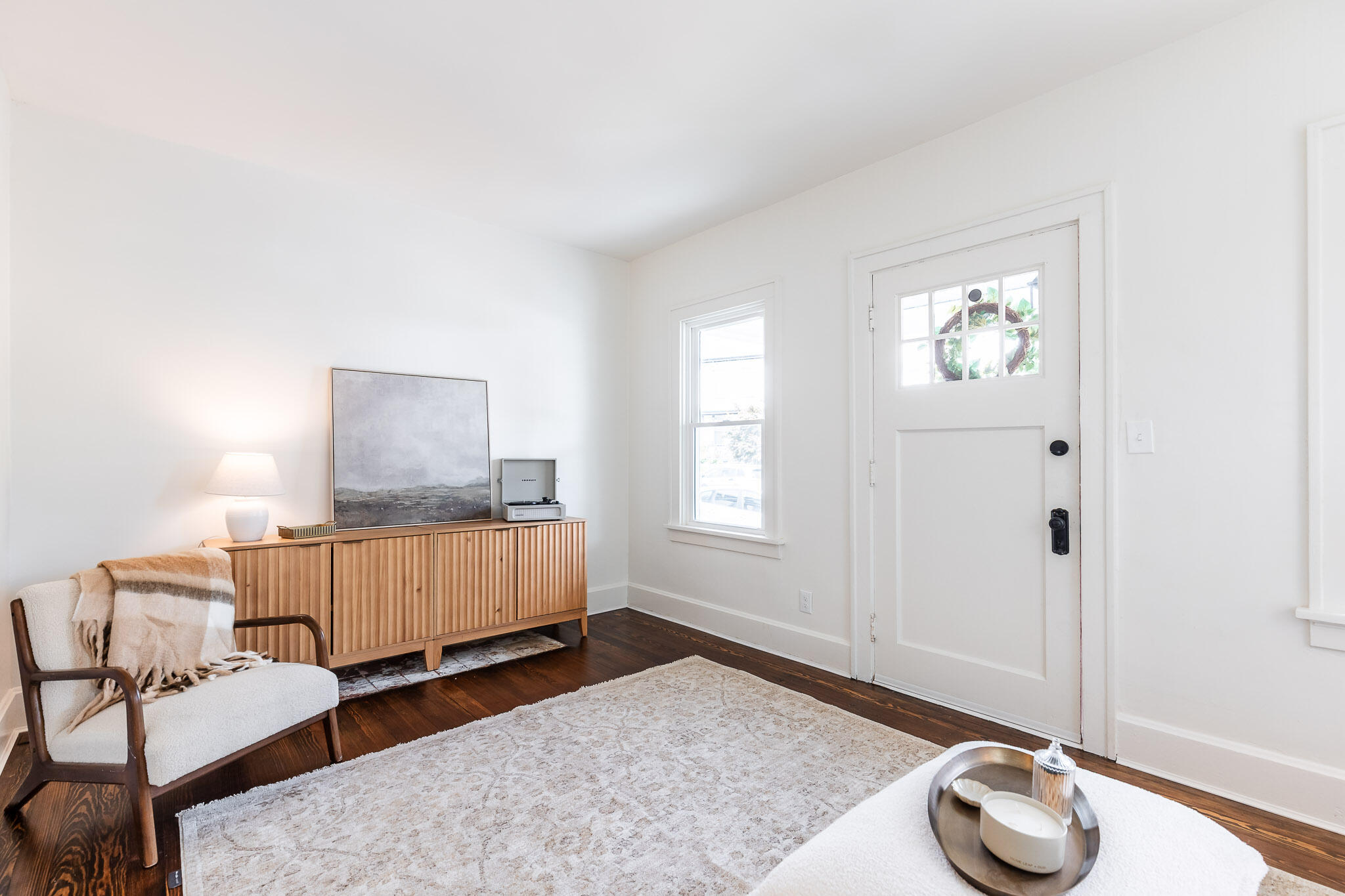 438 Clark Street Property Photo 4