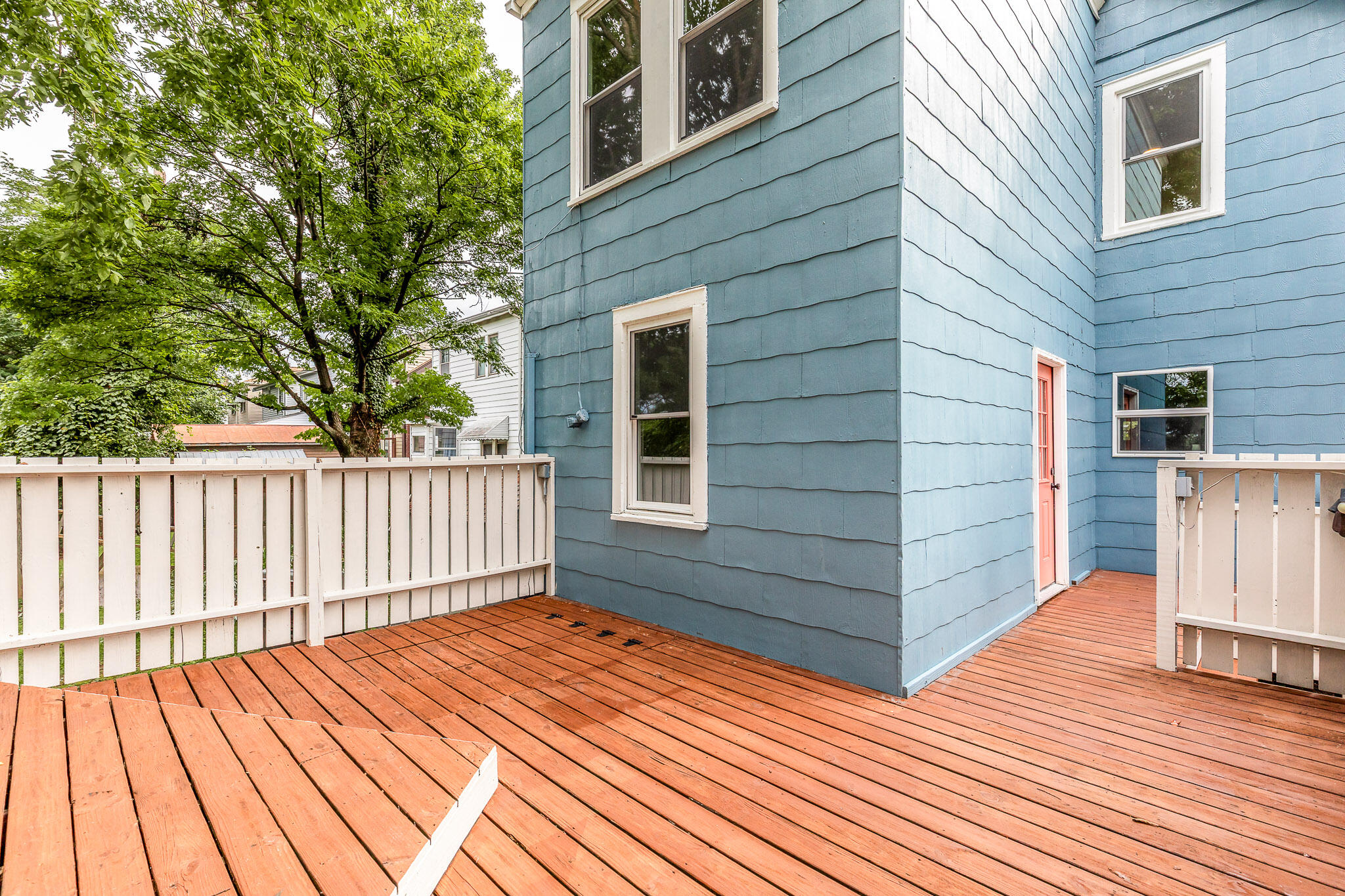 438 Clark Street Property Photo 26