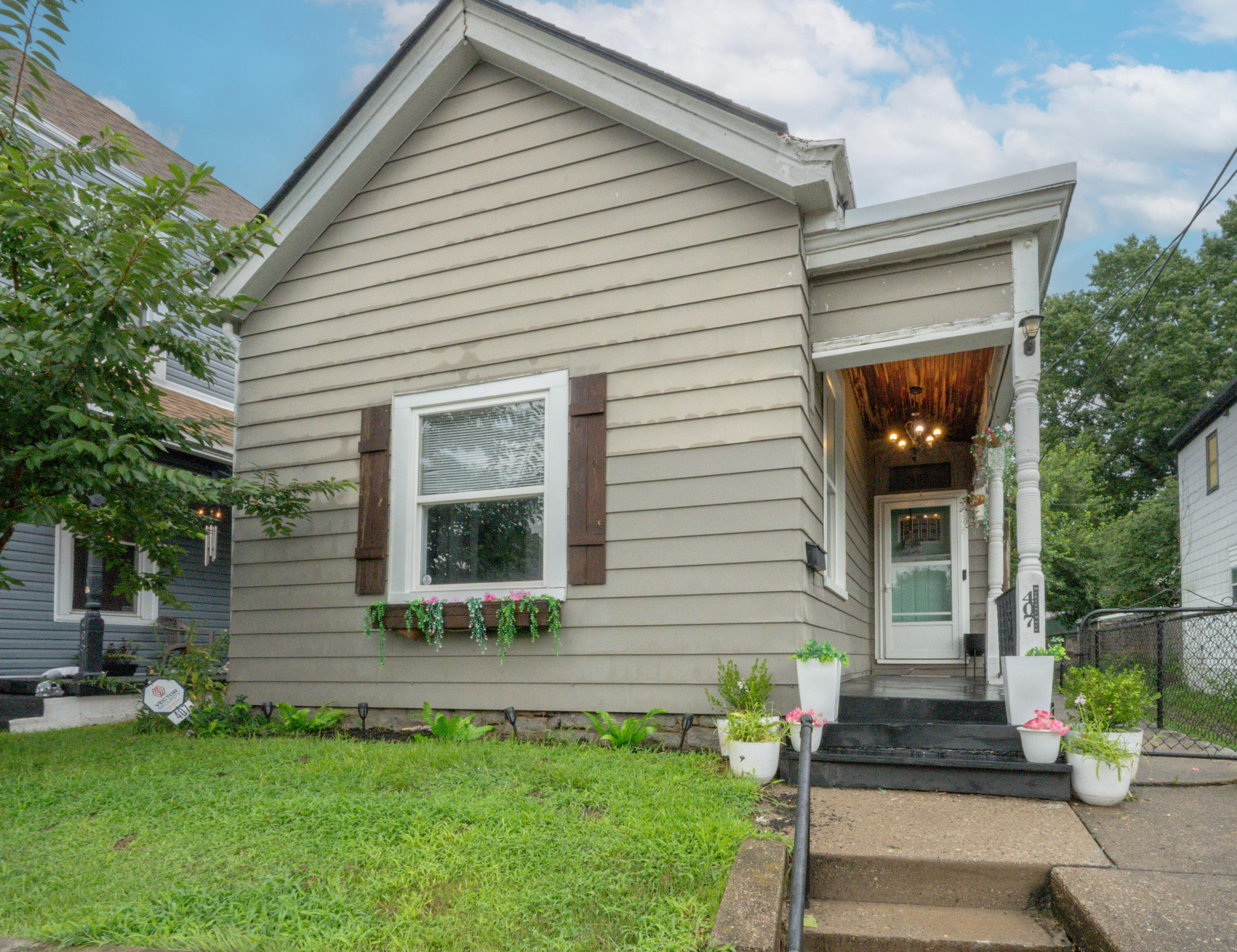 407 Mckinney Avenue