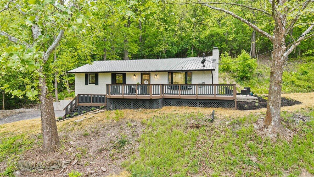4730 Fowler Creek Road Property Photo 1